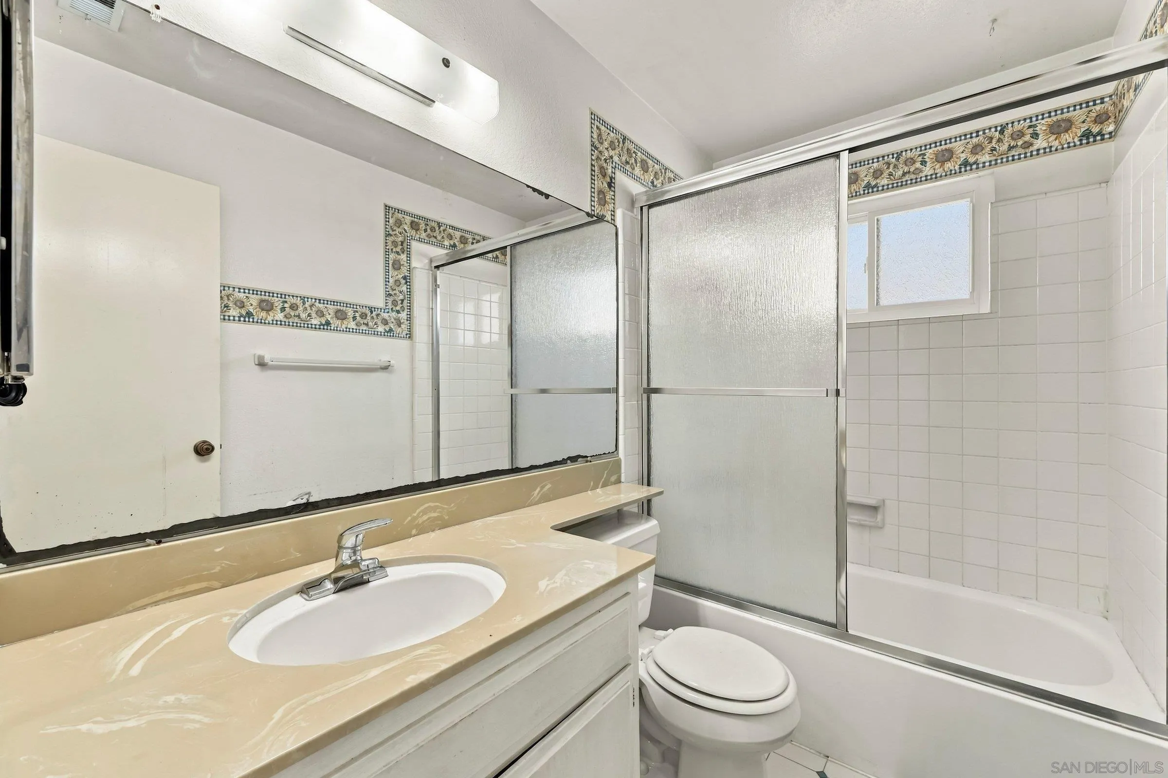 https://cdn.realtyfeed.com/cdn/127/260025123/5e93c41207e7309dd58772a98c130a67.webp