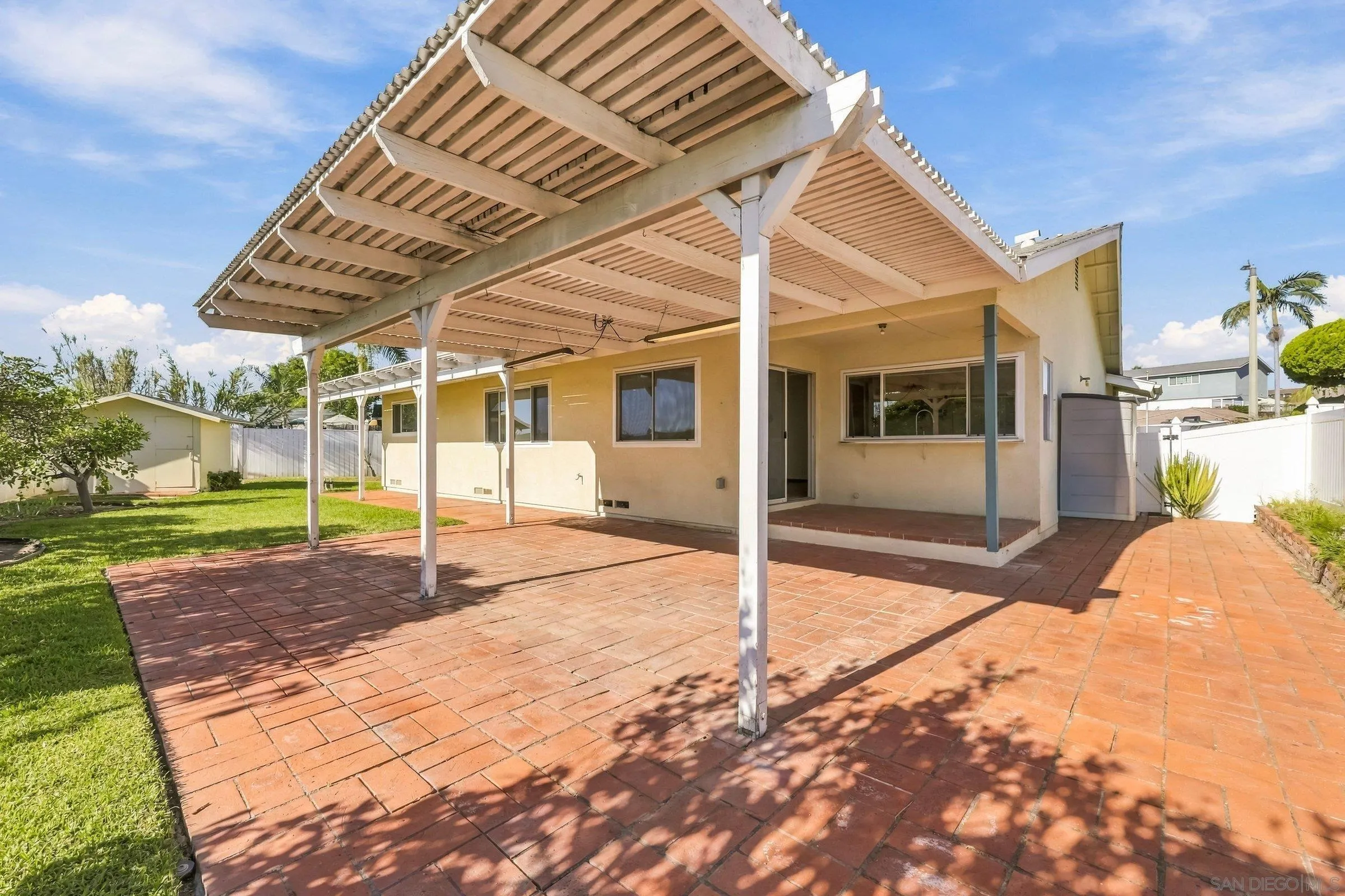 https://cdn.realtyfeed.com/cdn/127/260025123/9c9816a0b191e2d610ec057662b77877.webp