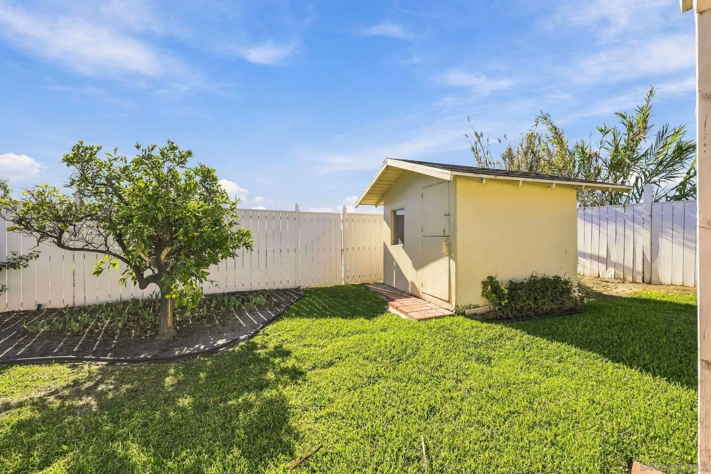 https://cdn.realtyfeed.com/cdn/127/260025123/be906abce64c94650e3dfabeb7d1b929.webp