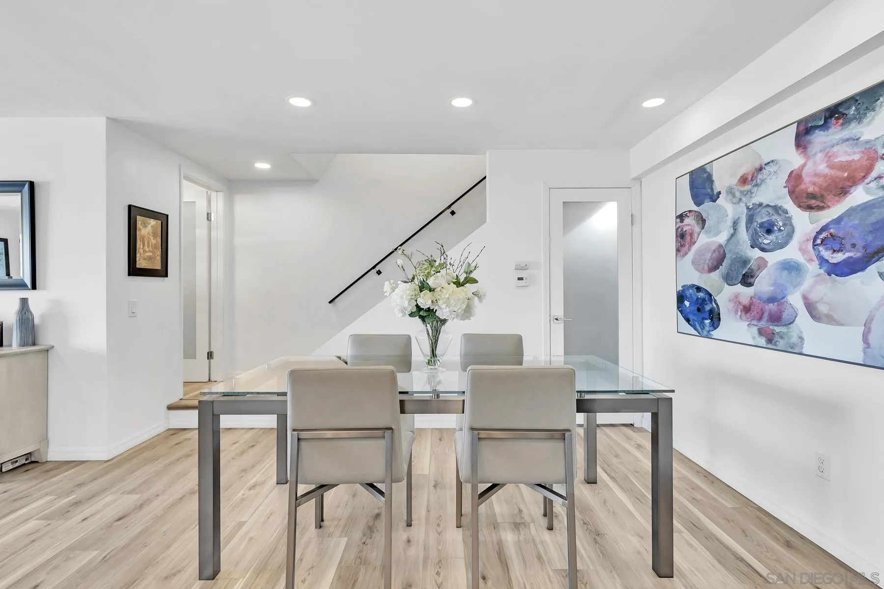 https://cdn.realtyfeed.com/cdn/127/260025125/de64c0f6be15c4eaa014de60f712d2e8.webp