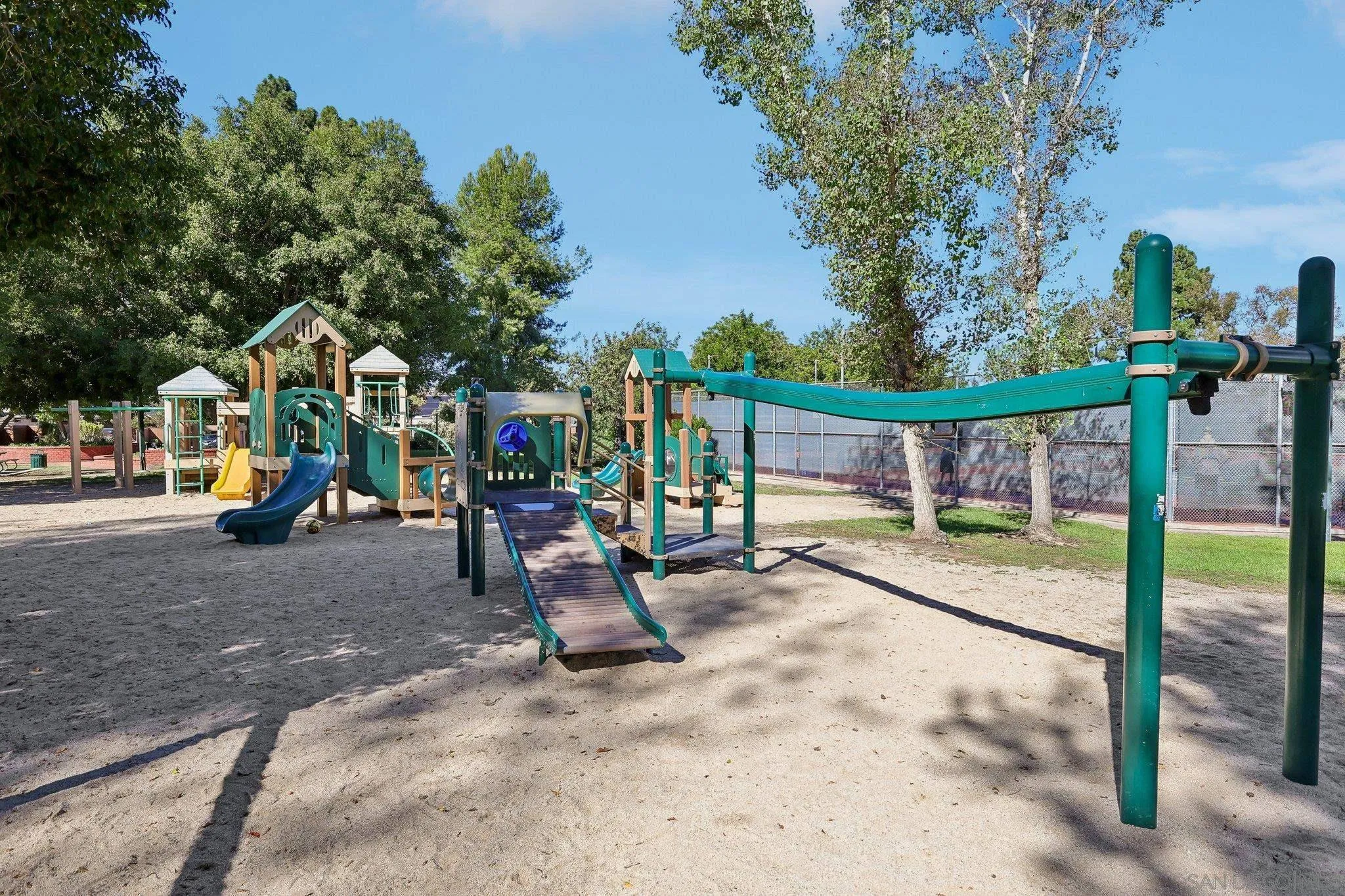 https://cdn.realtyfeed.com/cdn/127/260025130/1ddbe9adc0c24479fd047abc2615d30d.webp