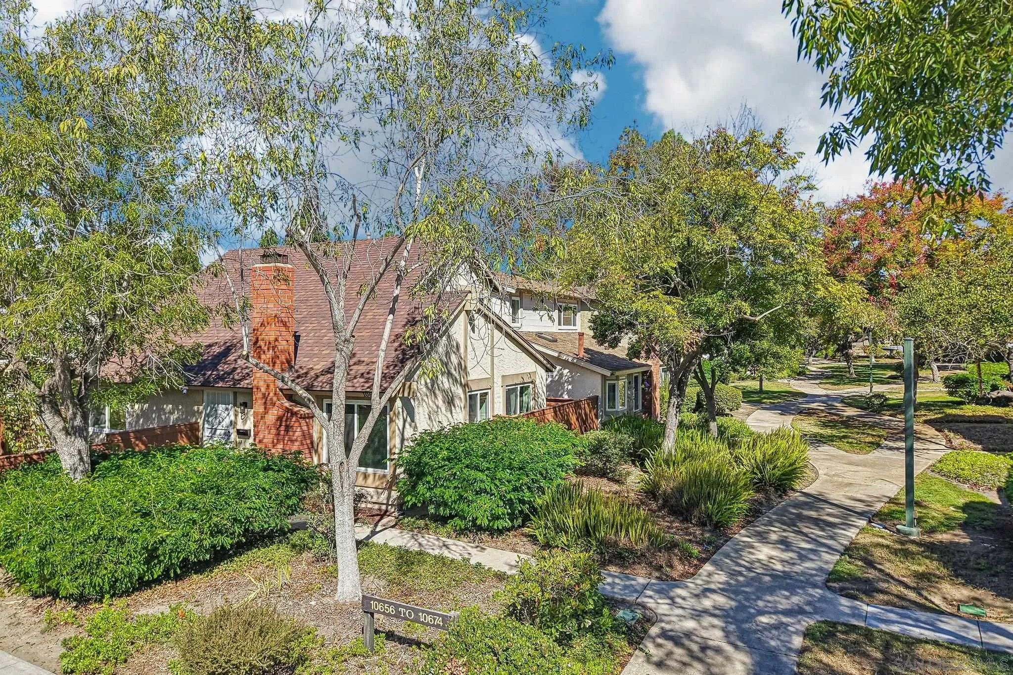 https://cdn.realtyfeed.com/cdn/127/260025130/52fc3bfe7b988d0ed6d6ffce0c8284ab.webp