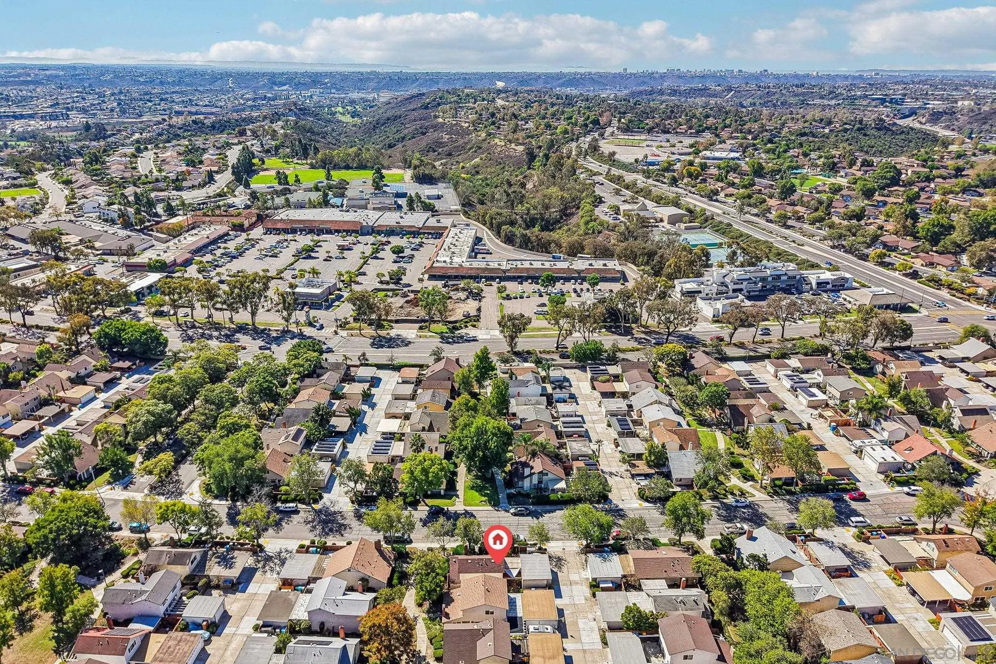 https://cdn.realtyfeed.com/cdn/127/260025130/d0216c5e828f77bc83d61e4033d1848c.webp