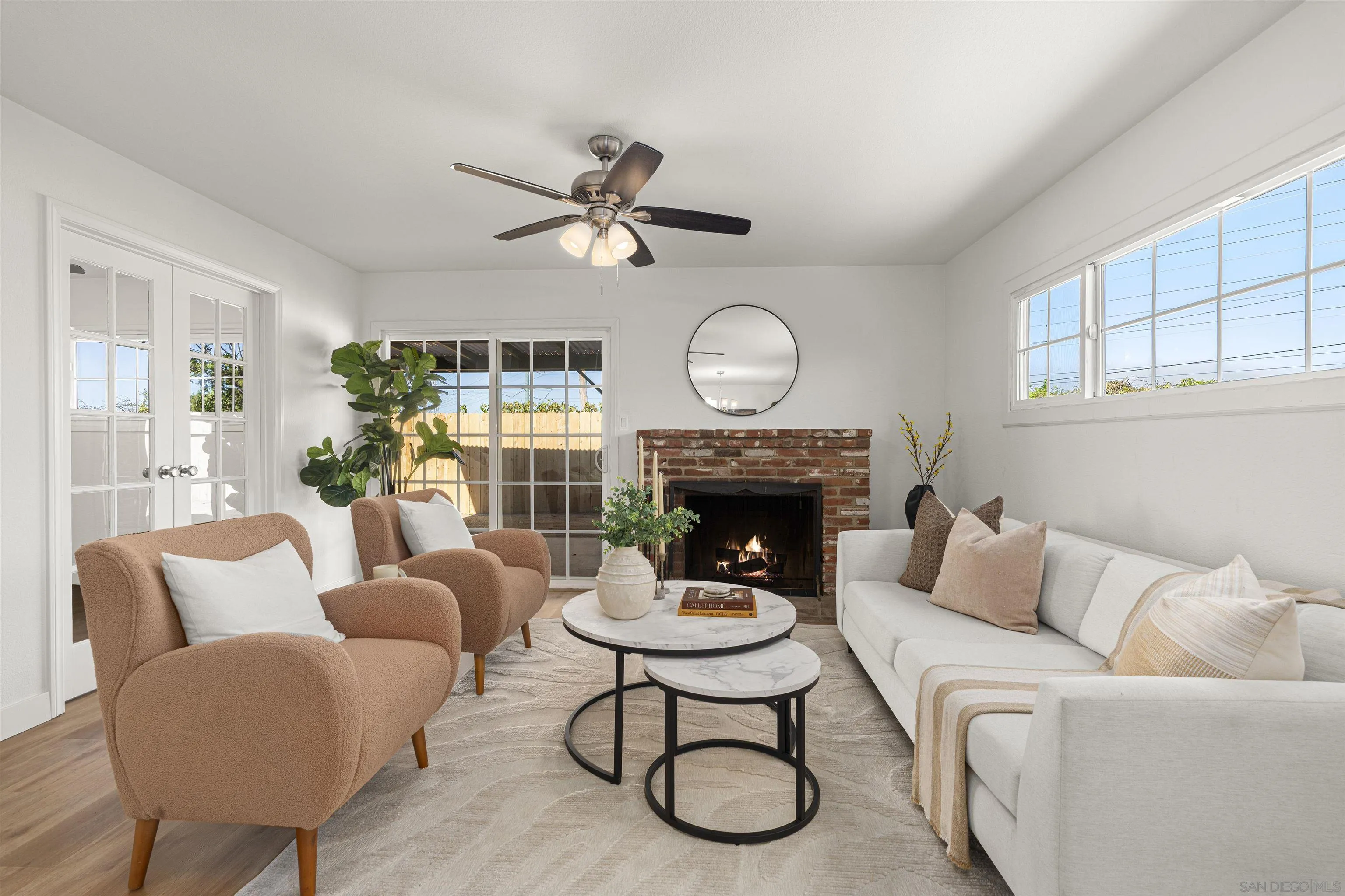 https://cdn.realtyfeed.com/cdn/127/260025140/277f5609f5a8fd94644f8d51ce3cedcf.webp