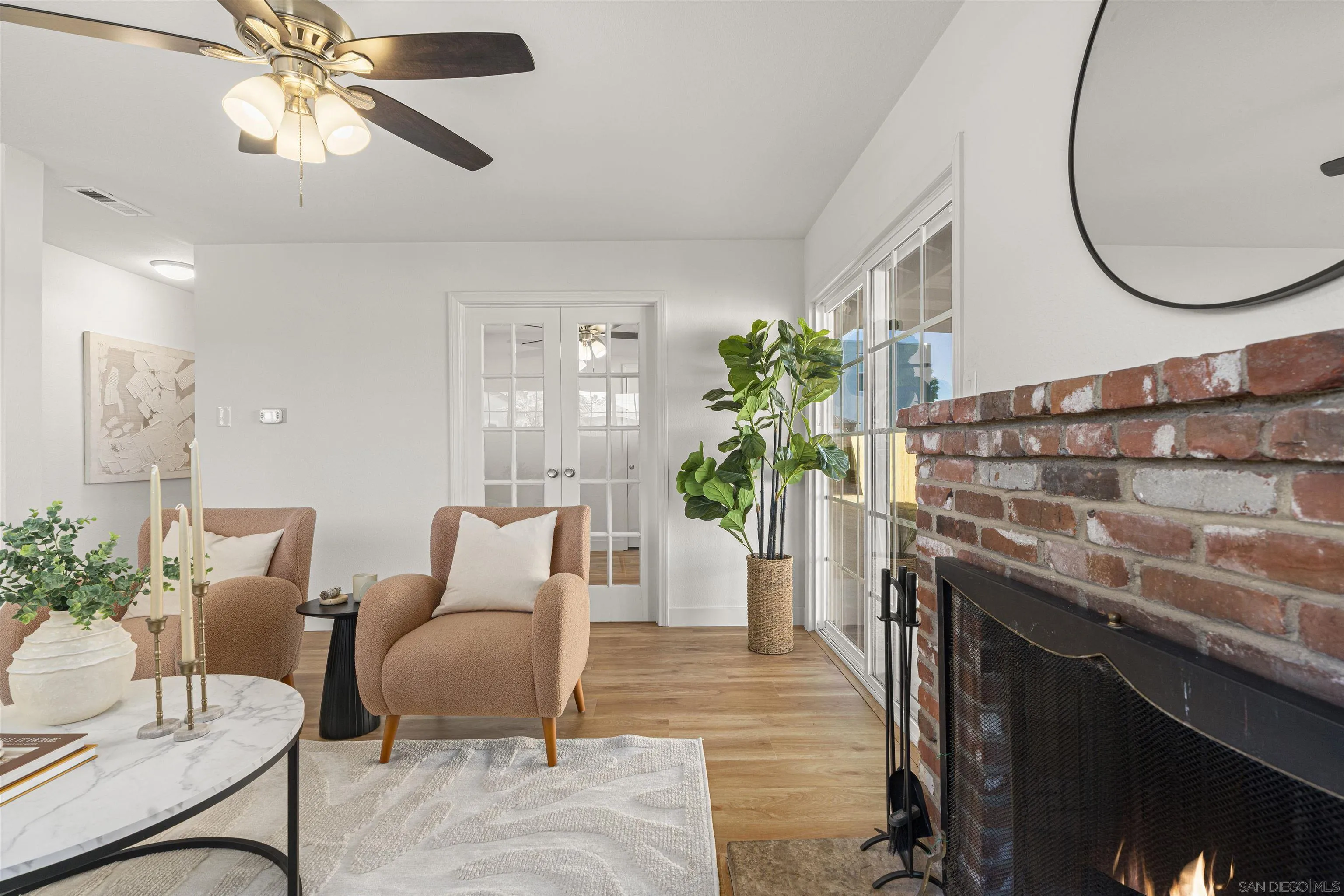 https://cdn.realtyfeed.com/cdn/127/260025140/7623f8e5fc70aef9e9ef0a414fc40b51.webp