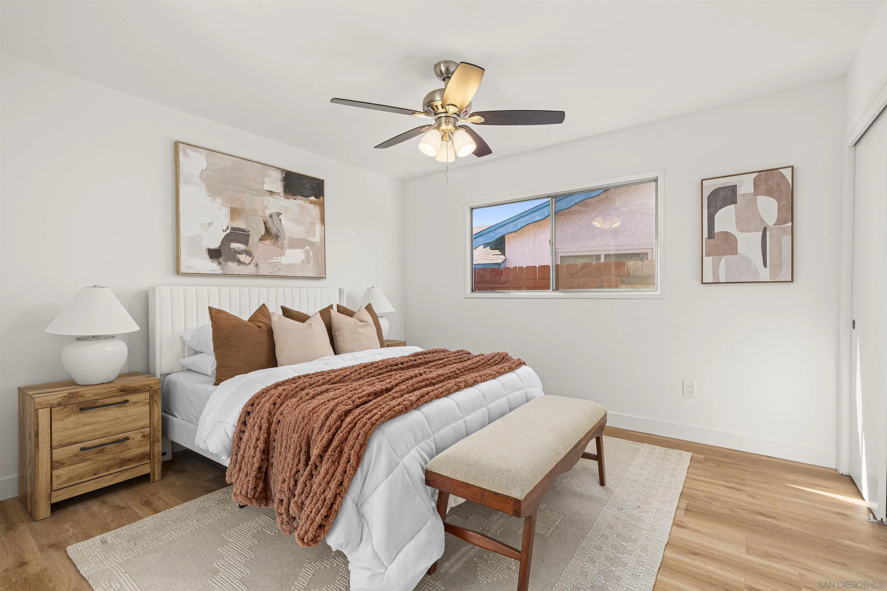 https://cdn.realtyfeed.com/cdn/127/260025140/8de1e90bafd7a42bf608999645878f69.webp