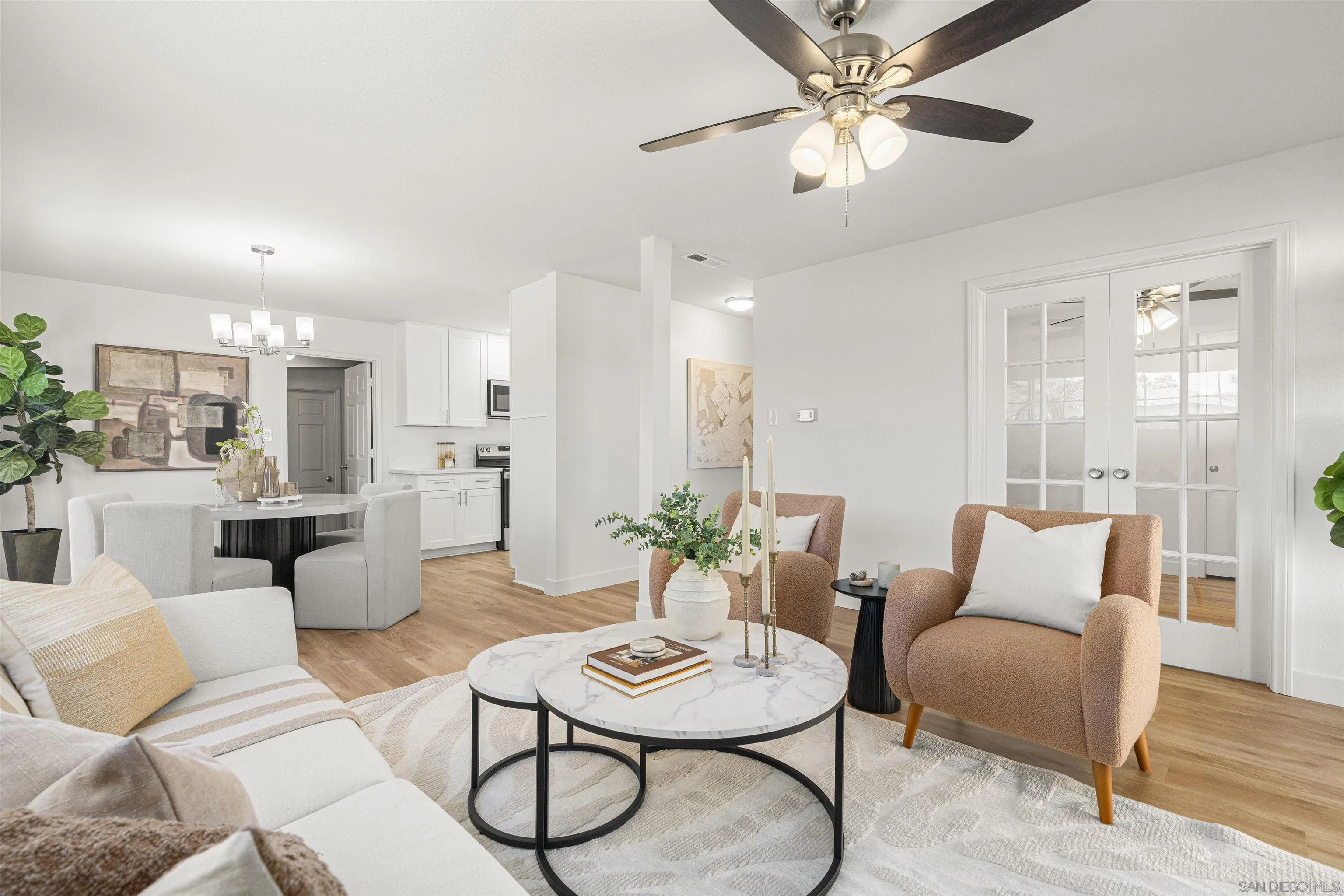 https://cdn.realtyfeed.com/cdn/127/260025140/b35d18d3bee6911bd83e21578c2659c3.webp