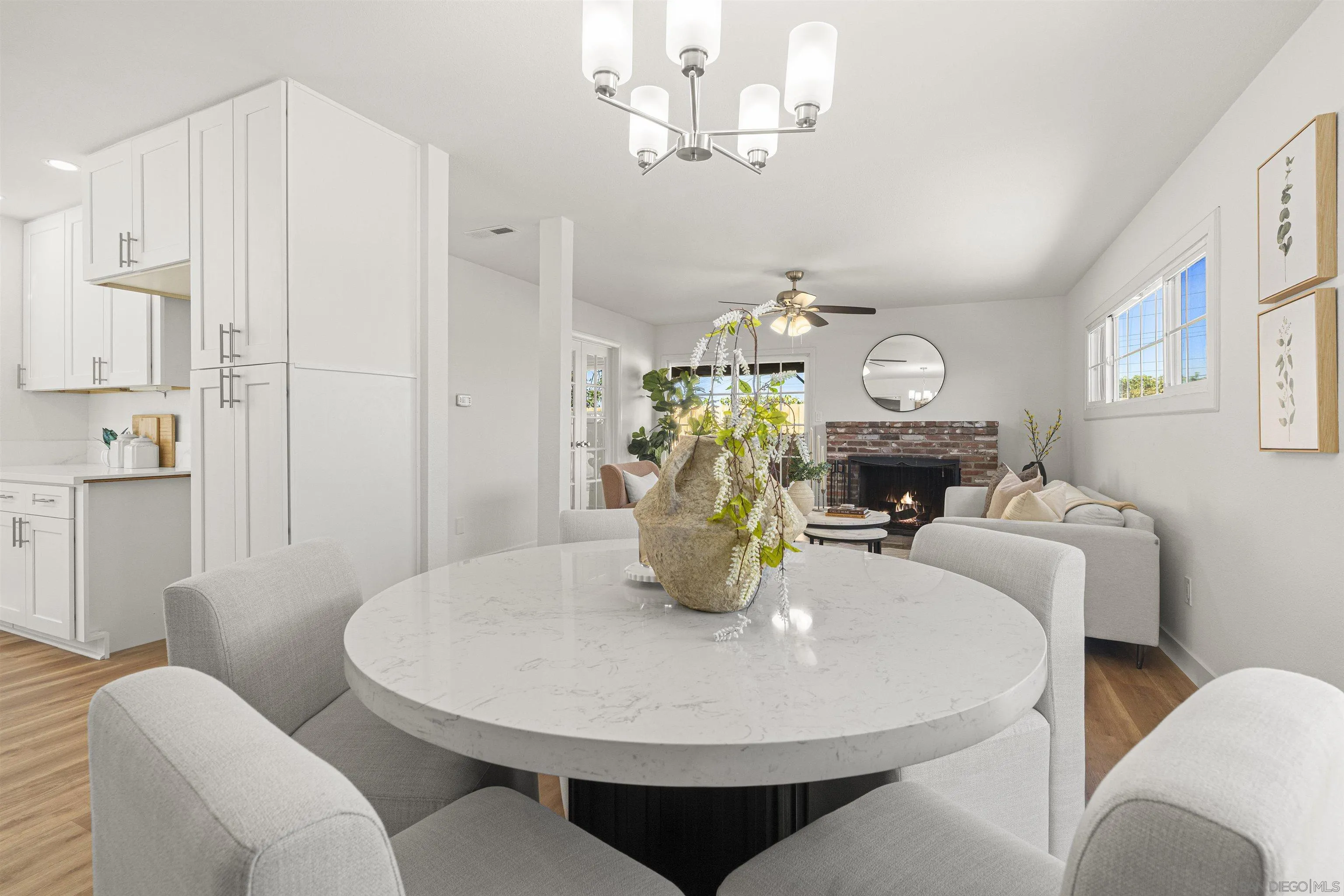 https://cdn.realtyfeed.com/cdn/127/260025140/b505c5224ed625ece862f6945b2cf564.webp