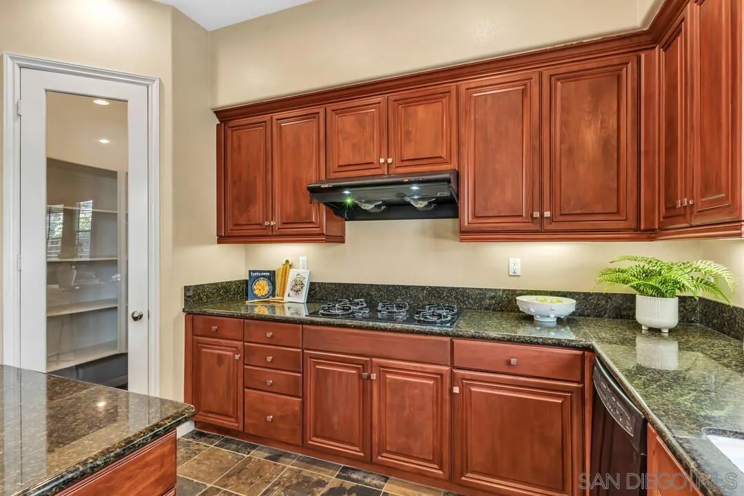 13834 Kerry Lane, San Diego, CA 92130