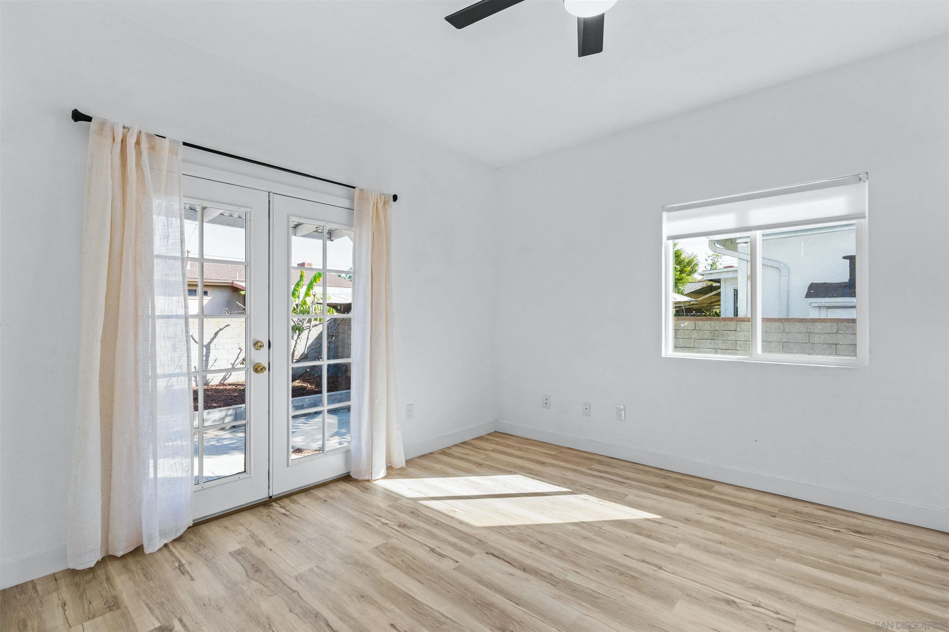 3825 Tiara St, San Diego, CA 92111 3825 Tiara St, San Diego, CA 92111