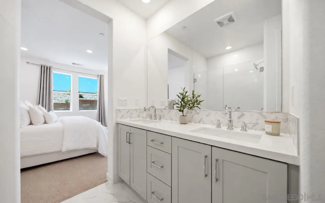 15159 Leia Way, San Diego, CA 92129 15159 Leia Way, San Diego, CA 92129