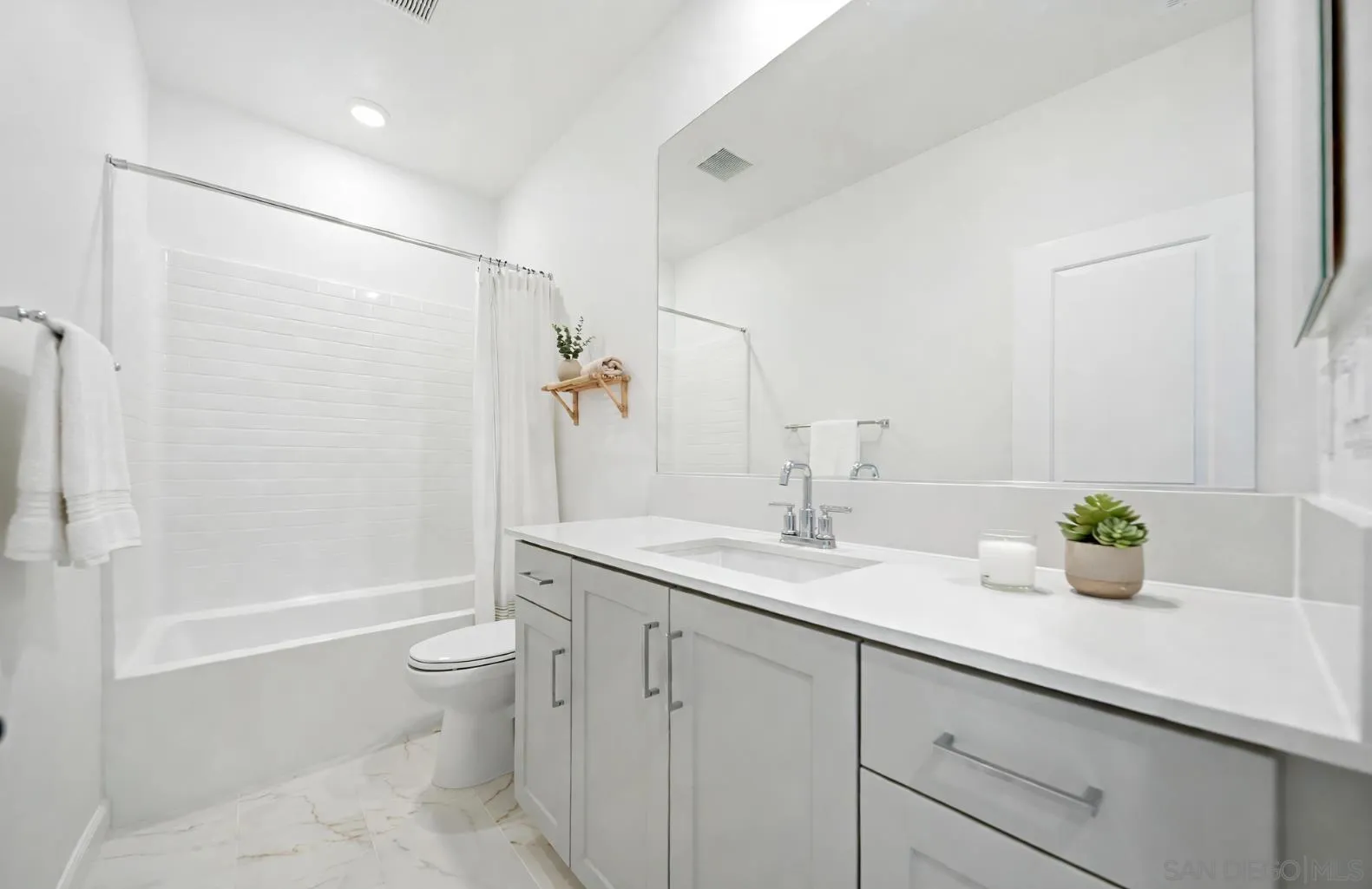 15159 Leia Way, San Diego, CA 92129 15159 Leia Way, San Diego, CA 92129