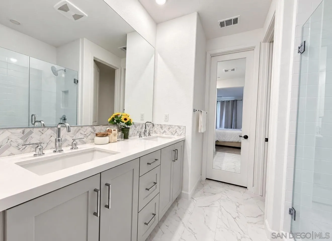 15159 Leia Way, San Diego, CA 92129 15159 Leia Way, San Diego, CA 92129