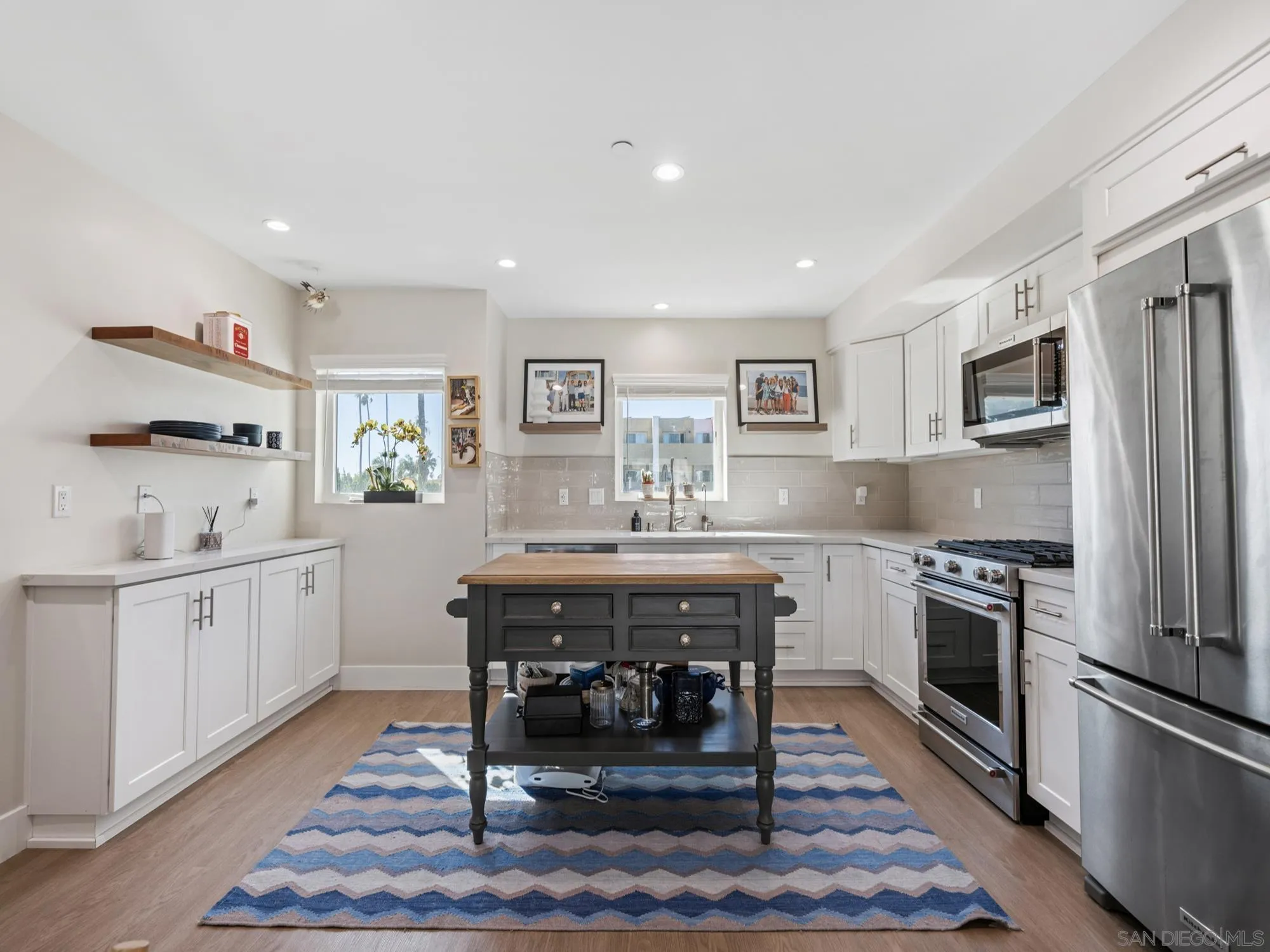 https://cdn.realtyfeed.com/cdn/127/260025160/70fb5ac7fc31d71a9ac8f0b8b012350d.webp