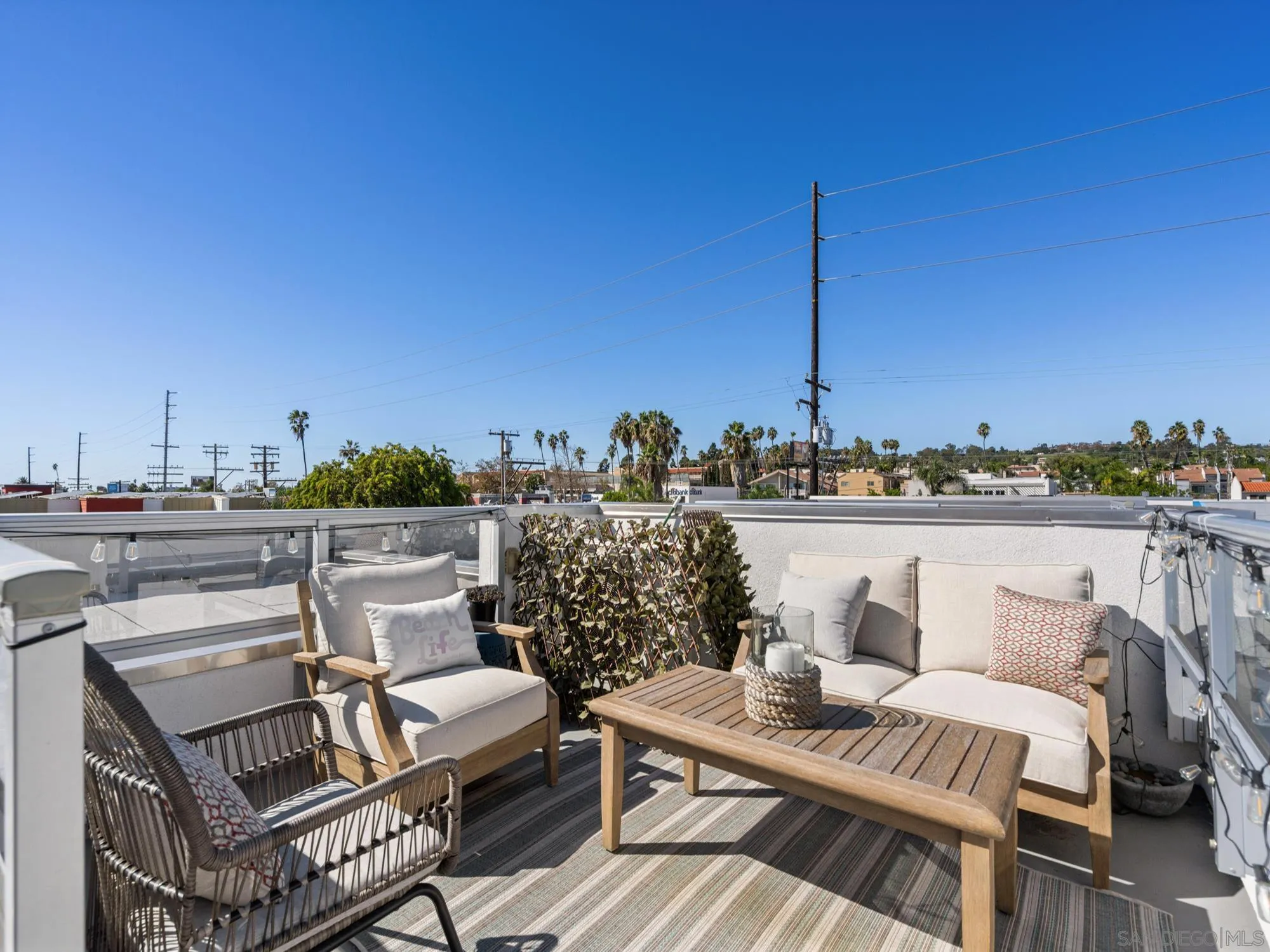 https://cdn.realtyfeed.com/cdn/127/260025160/75817dd50ca724d47782a2a1ead4d1c6.webp