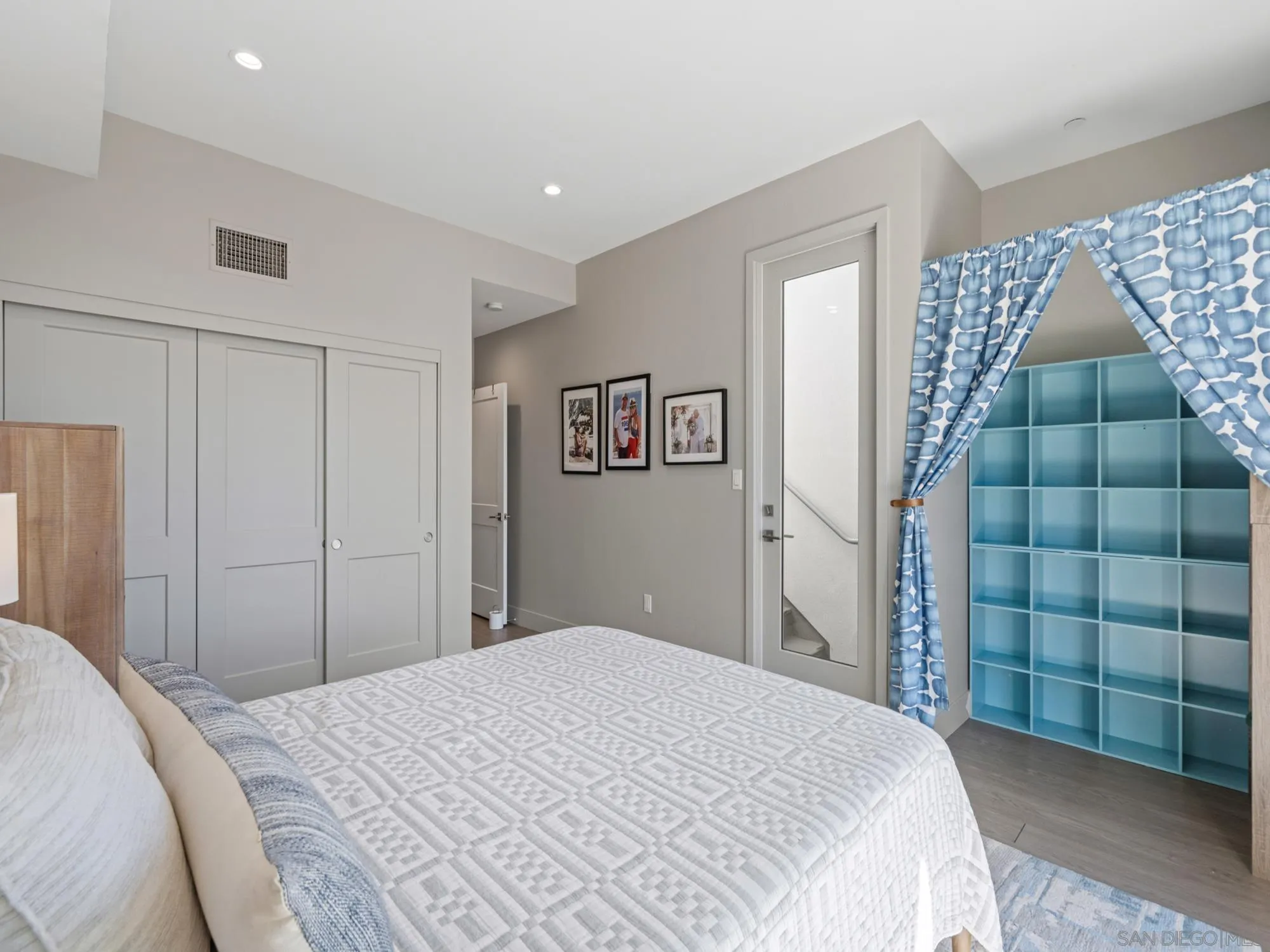 https://cdn.realtyfeed.com/cdn/127/260025160/873171c1f807c8e4ff2a7f8e23a4e6e0.webp