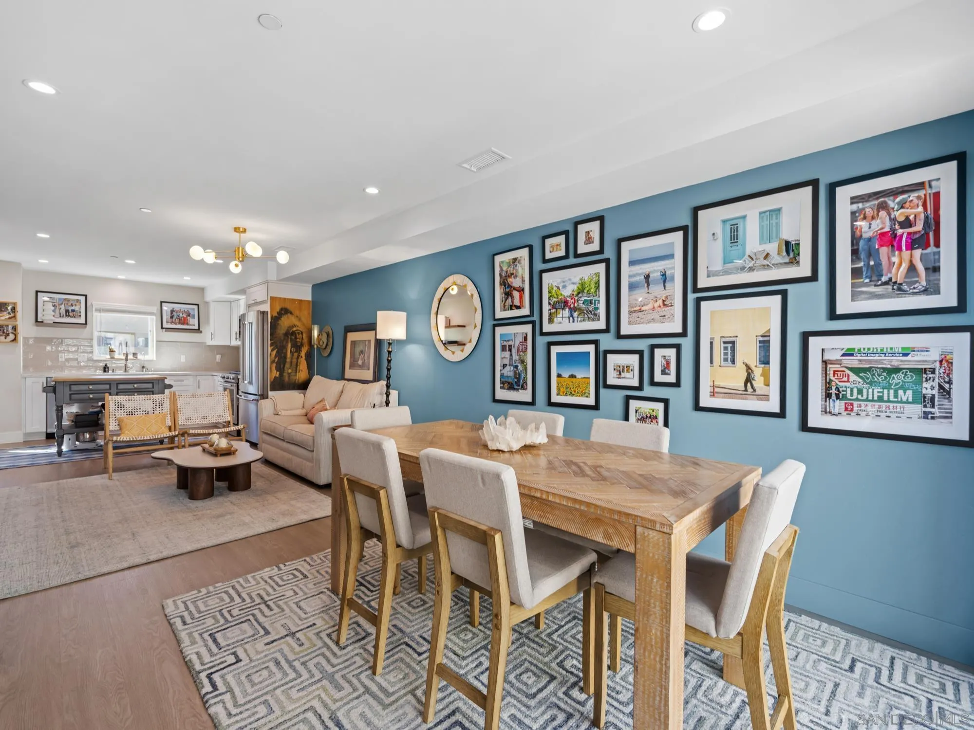 https://cdn.realtyfeed.com/cdn/127/260025160/b129c3e18dd038f1000fe4a9e79768d8.webp