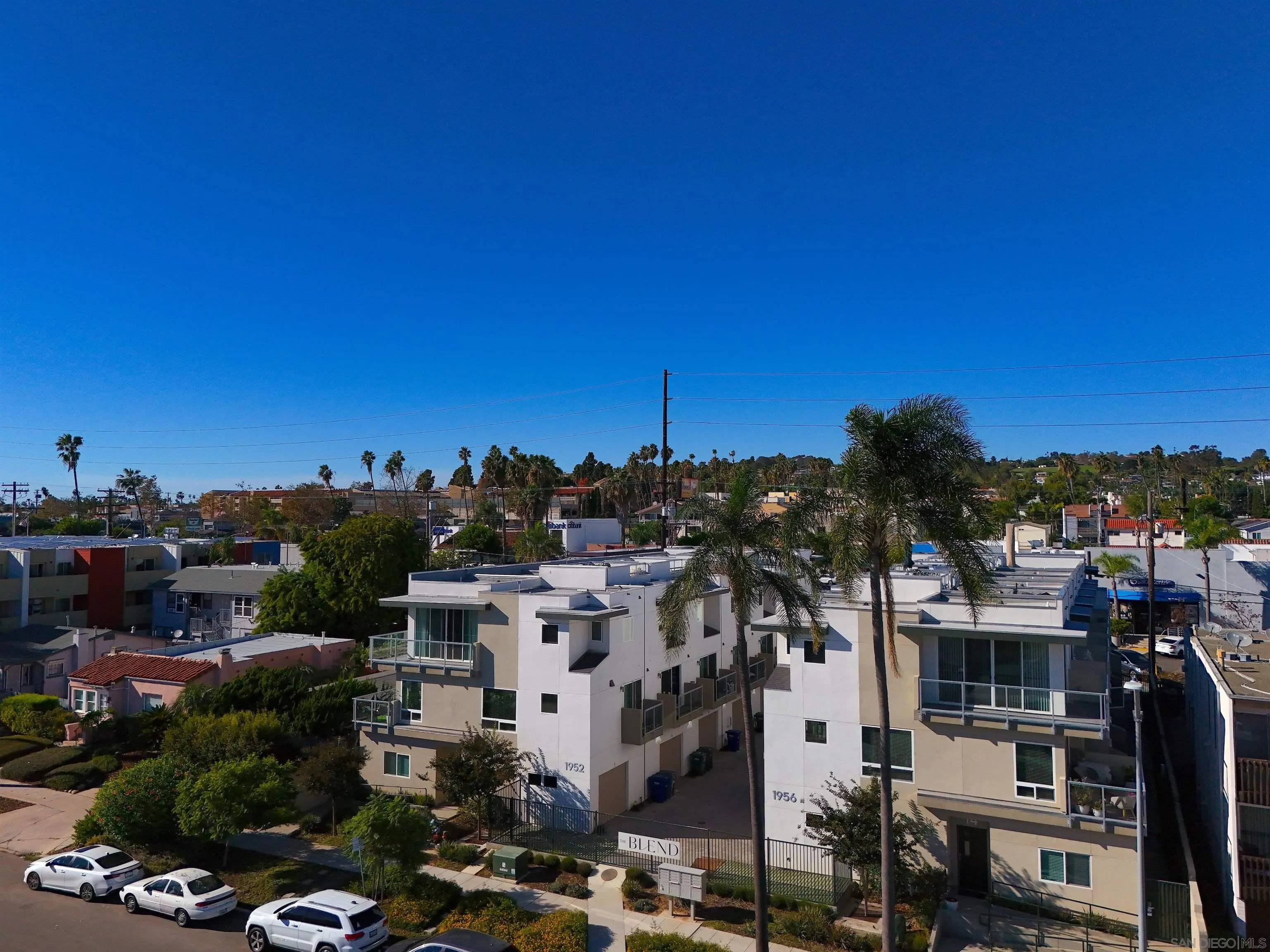 https://cdn.realtyfeed.com/cdn/127/260025160/c241dc7b6bc0b3d254d03d59570d1fb3.webp