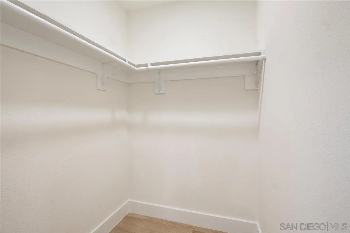 https://cdn.realtyfeed.com/cdn/127/260025162/14499f29273f4e01e19a87f067e881dd.webp
