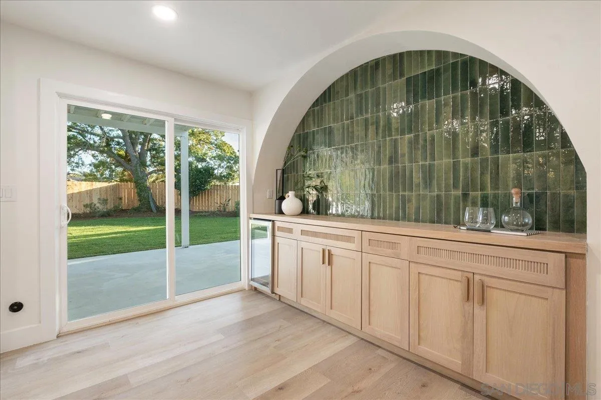 https://cdn.realtyfeed.com/cdn/127/260025162/ca4cabeaed487f5c6e2f536968b8a606.webp