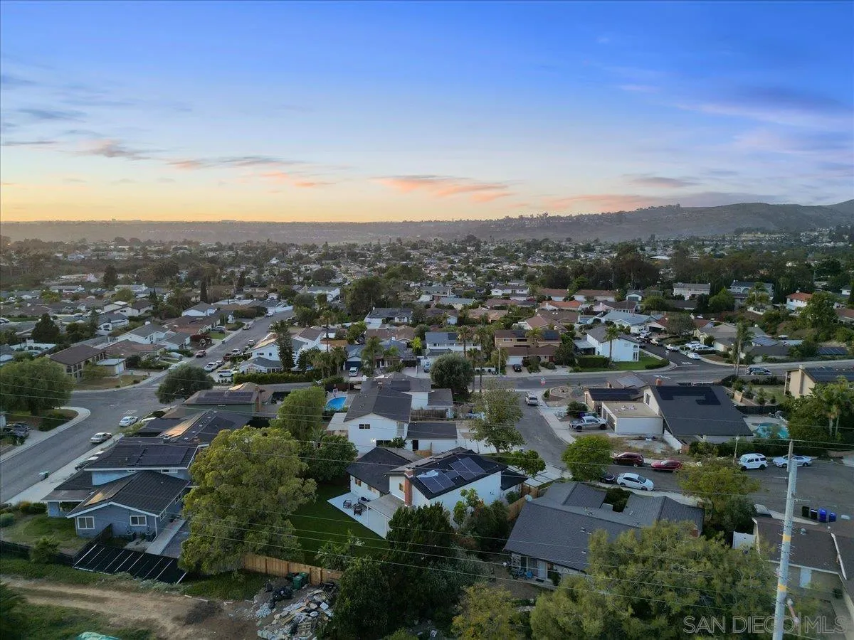 https://cdn.realtyfeed.com/cdn/127/260025162/cbbf61475f49e5862f7ac164afe3949b.webp