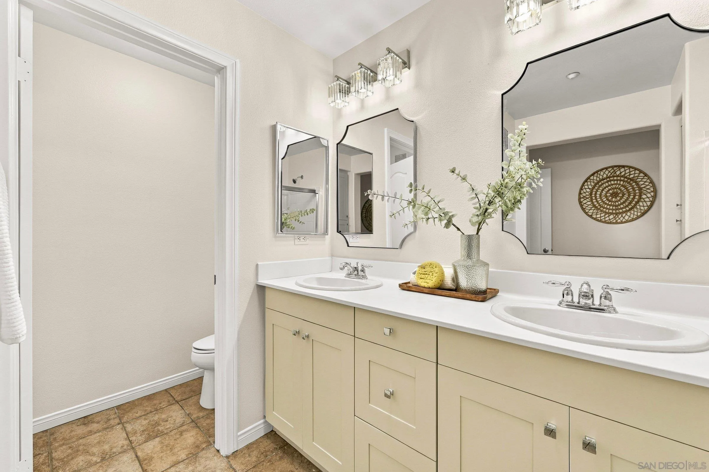 https://cdn.realtyfeed.com/cdn/127/260025163/038686f87c6791a67c746008f95e7b03.webp