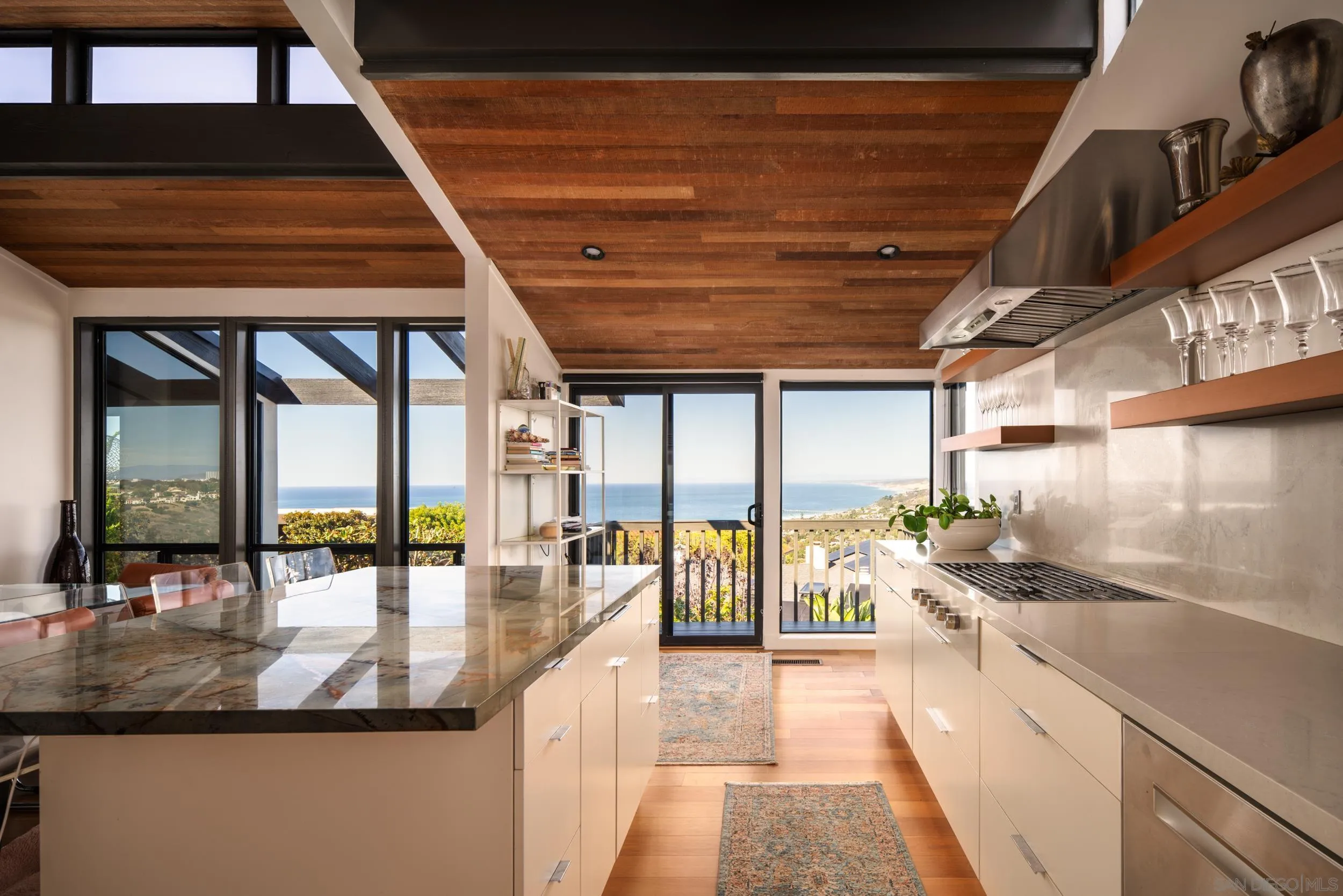 https://cdn.realtyfeed.com/cdn/127/260025166/aff2adbbca4e32d846db09ee3dea3b11.webp
