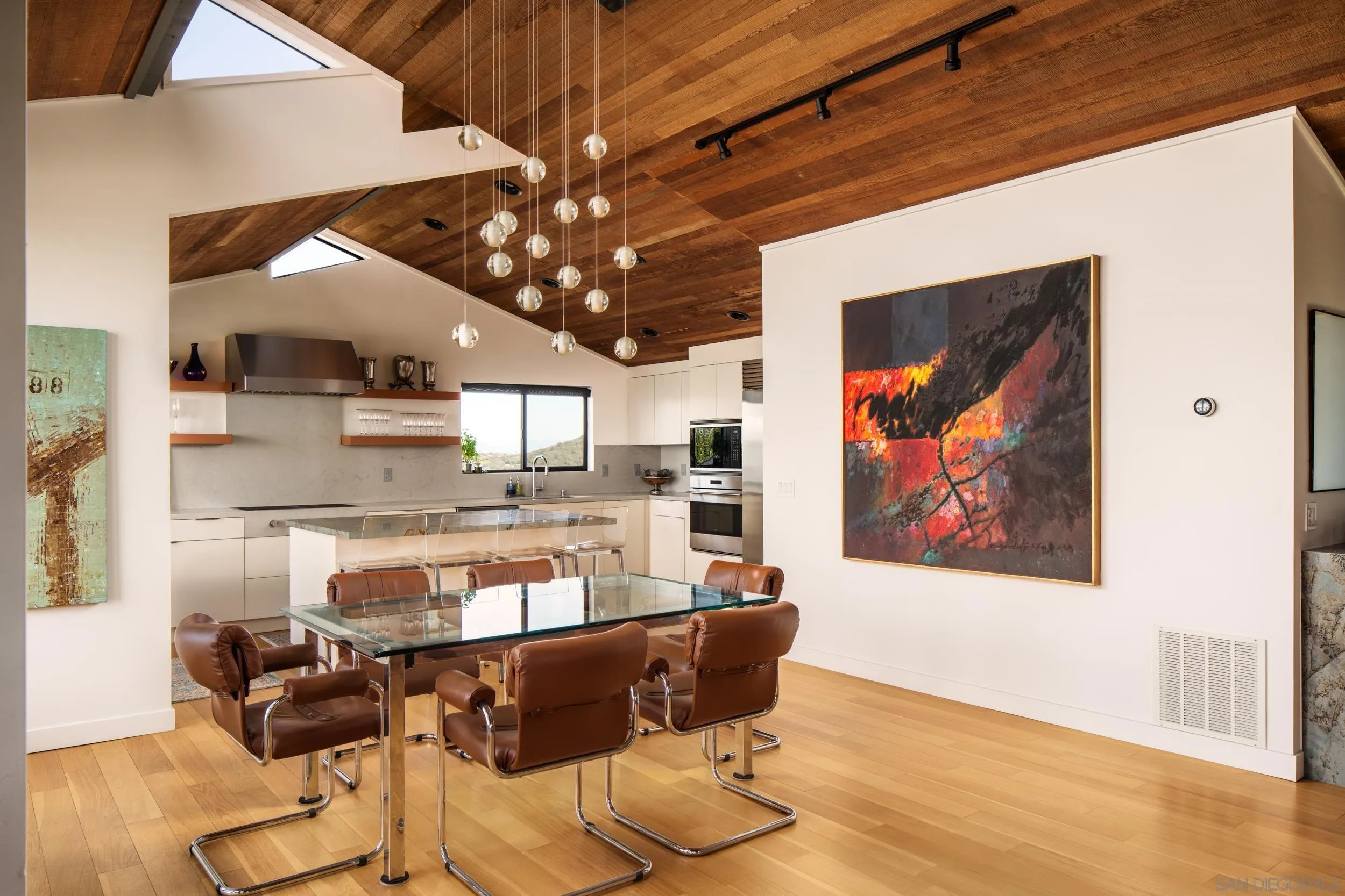 https://cdn.realtyfeed.com/cdn/127/260025166/b2f58310a2a9d14b2a6fcd416b0d0b95.webp