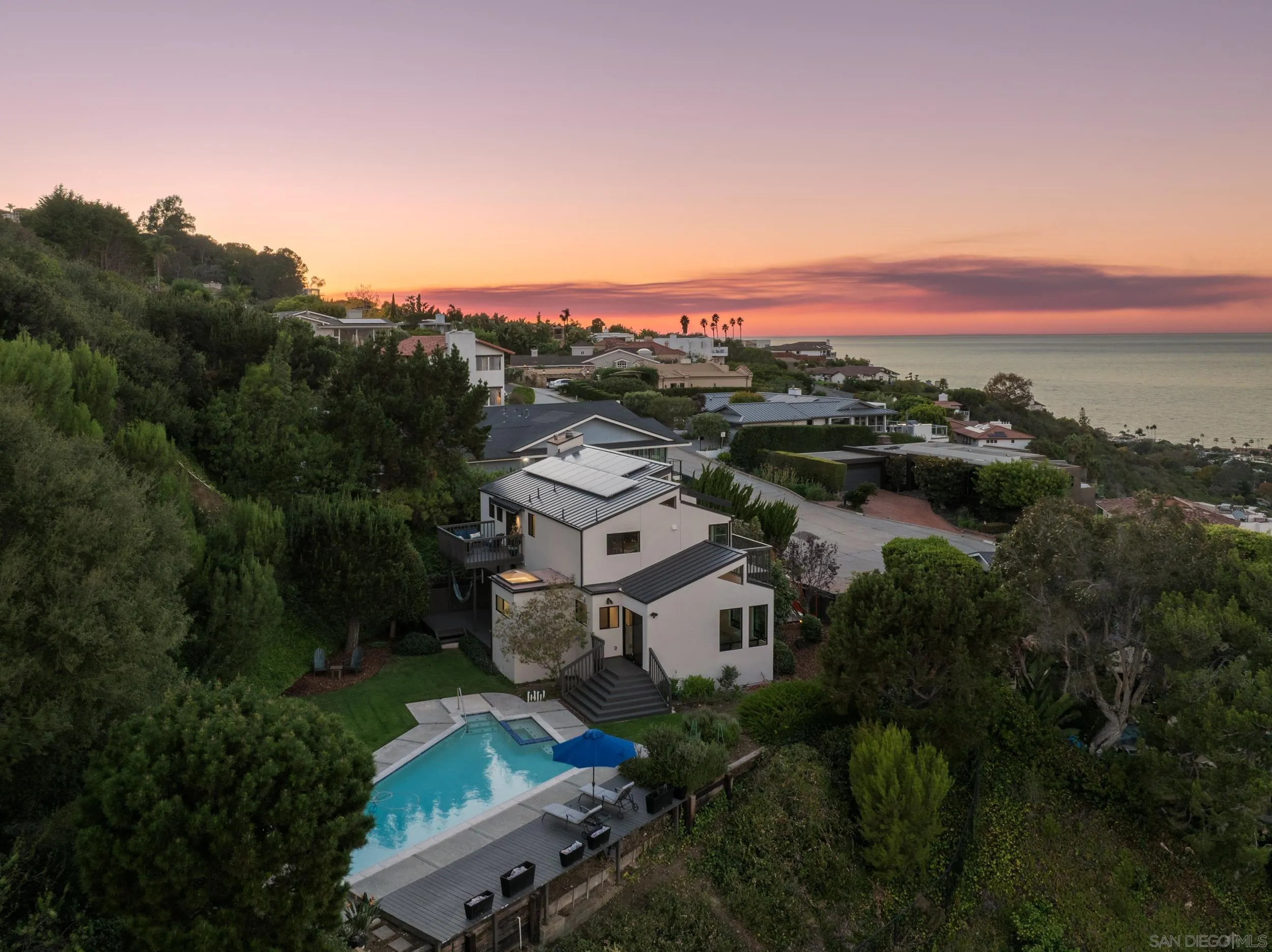 https://cdn.realtyfeed.com/cdn/127/260025166/d1631bef22b1d63b317a150947e6606d.webp