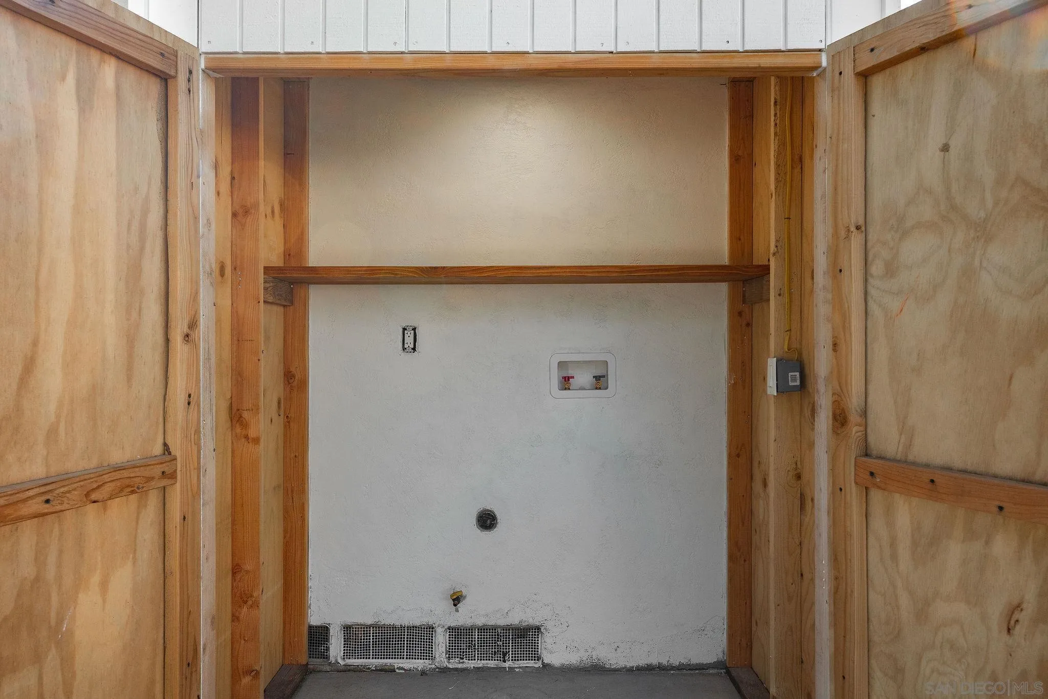 https://cdn.realtyfeed.com/cdn/127/260025167/3ffc22c0fa41b21754059d1a10e08034.webp