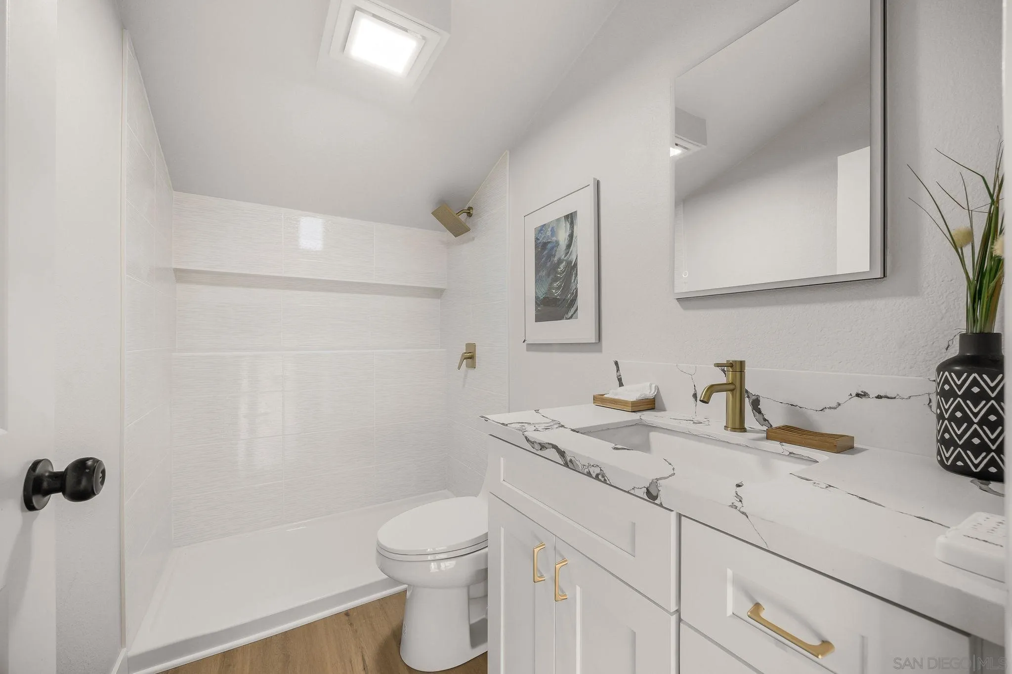 https://cdn.realtyfeed.com/cdn/127/260025167/fcf395e79a2b9b2774a86632321ba1ea.webp