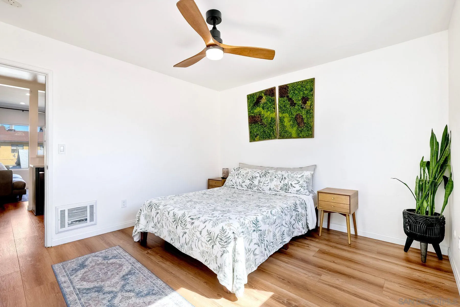 4230 Copeland Avenue, Unit #6, San Diego, CA 92105
