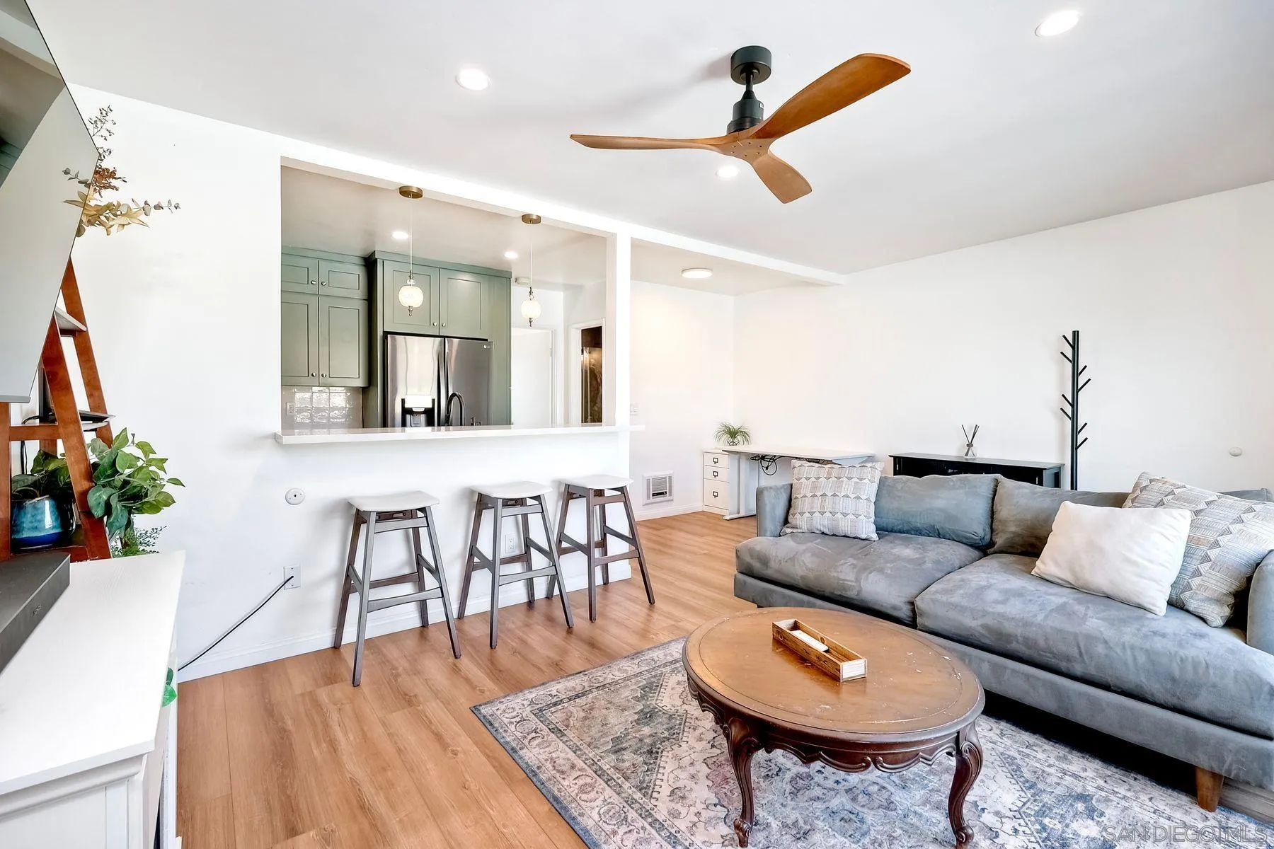 4230 Copeland Avenue, Unit #6, San Diego, CA 92105