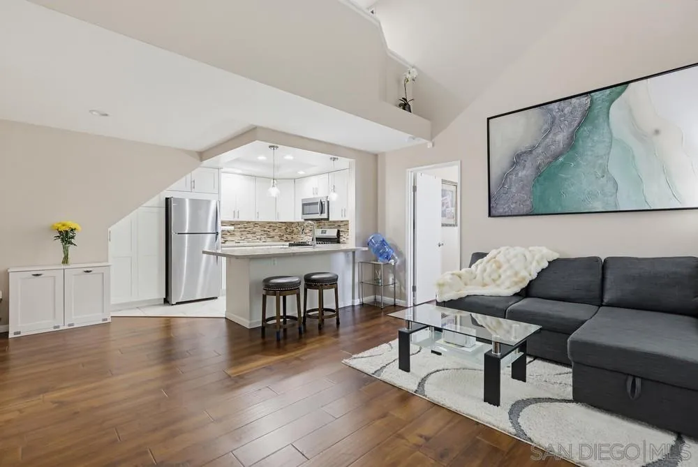 https://cdn.realtyfeed.com/cdn/127/260025173/0489f6501f3ba5c42496dac96f2c4855.webp