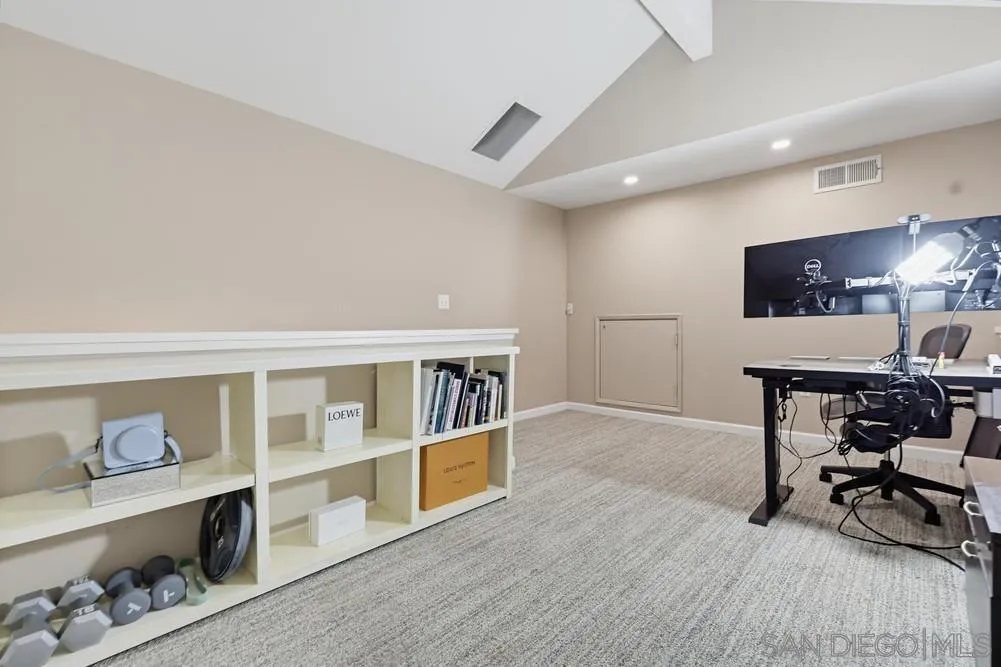 https://cdn.realtyfeed.com/cdn/127/260025173/10ef15ba332db927b45b7411b614e274.webp