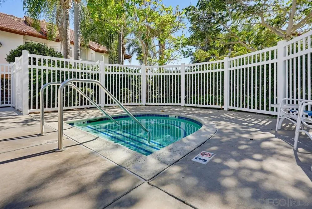 https://cdn.realtyfeed.com/cdn/127/260025173/418ccd96f7ff999da52ce5862113eef4.webp