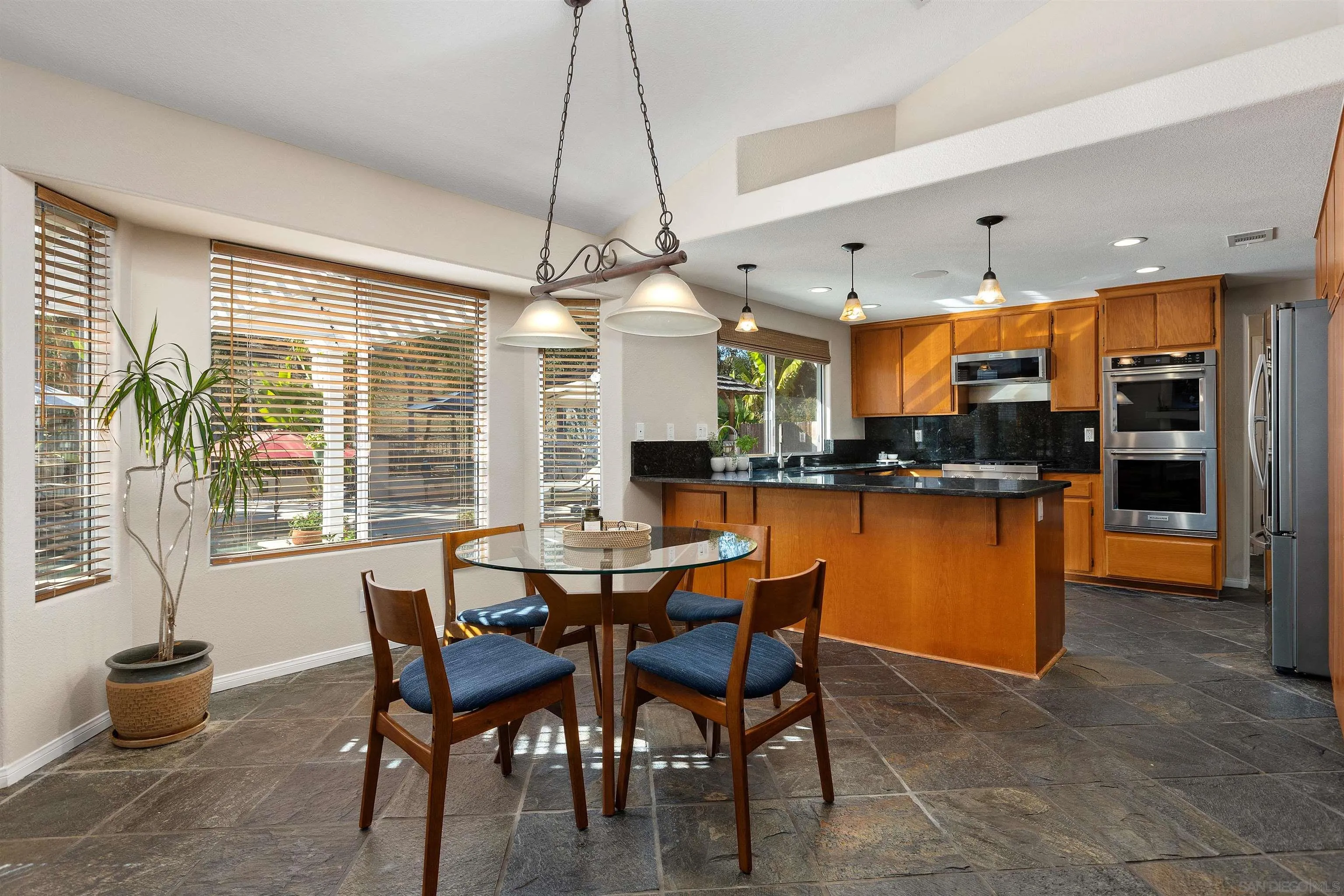 25790 Forest Dr, Escondido, CA 92026 25790 Forest Dr, Escondido, CA 92026