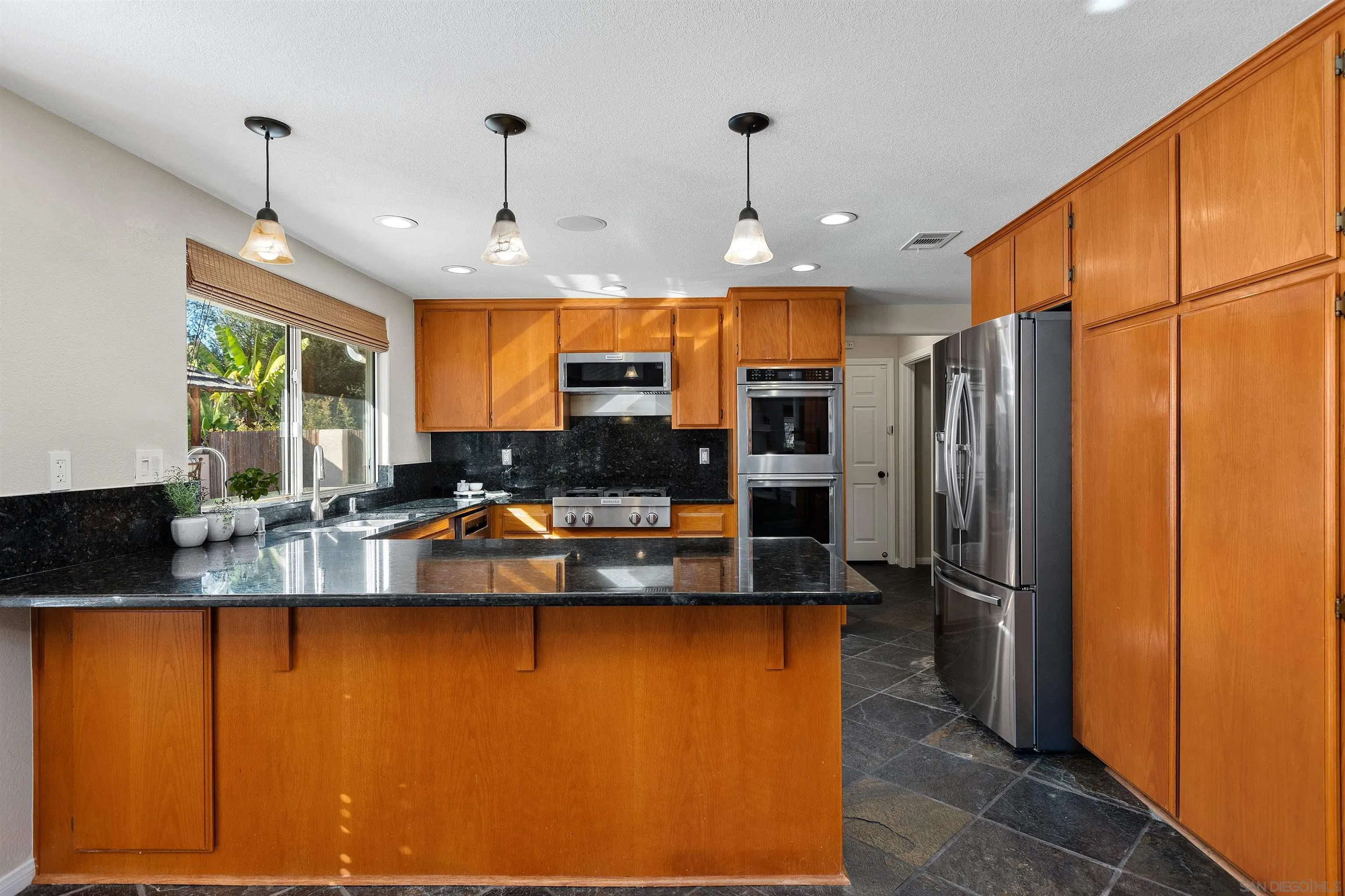 25790 Forest Dr, Escondido, CA 92026 25790 Forest Dr, Escondido, CA 92026