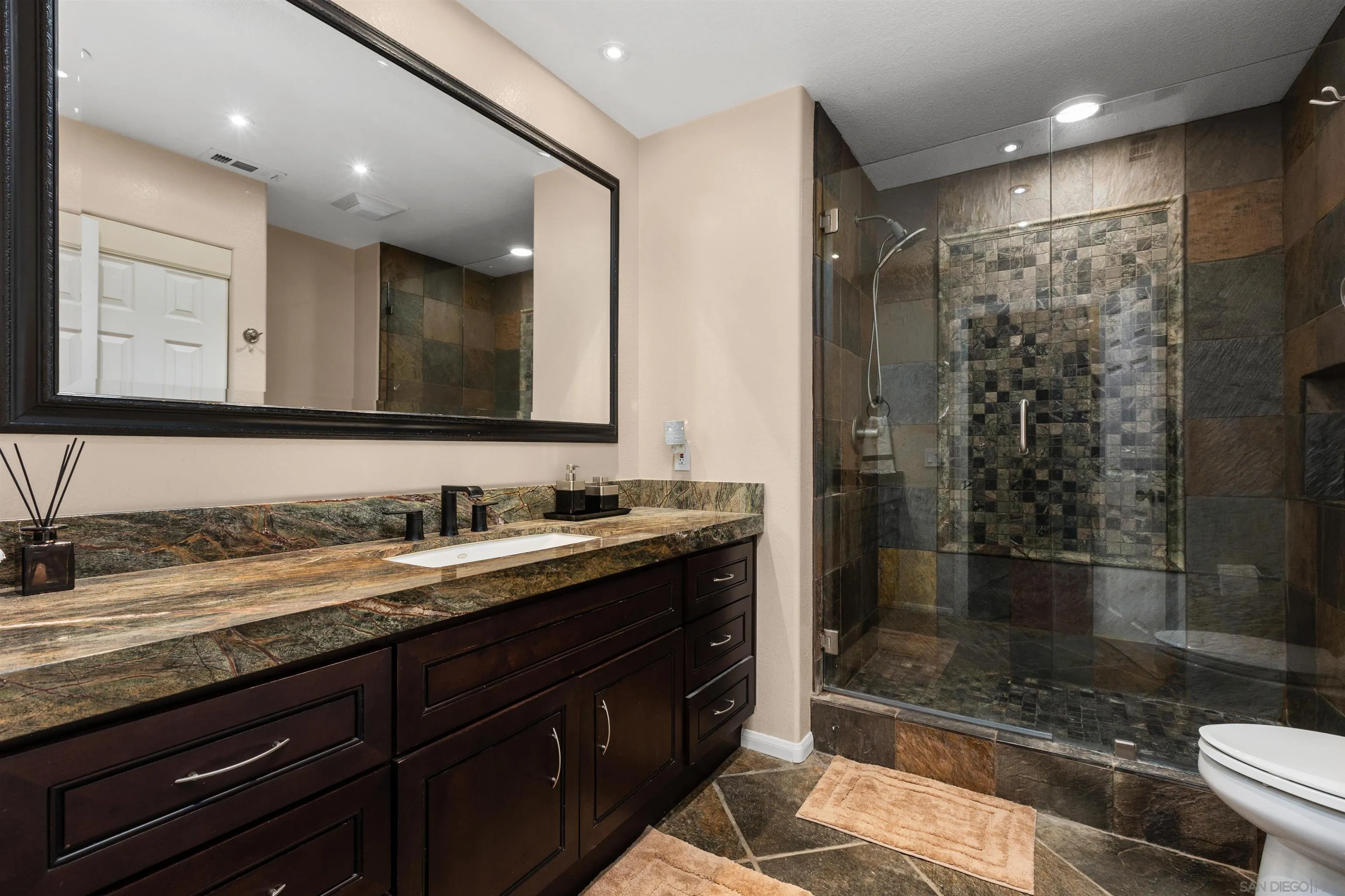 25790 Forest Dr, Escondido, CA 92026 25790 Forest Dr, Escondido, CA 92026