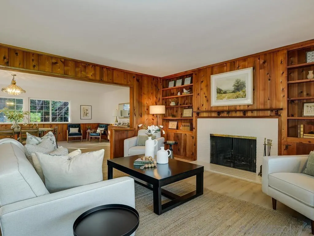 https://cdn.realtyfeed.com/cdn/127/260025175/0b8495ec634fa75924eb9fb2fe94b9fc.webp