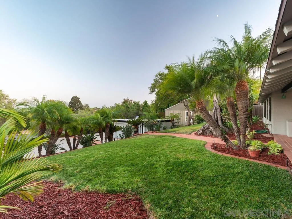 https://cdn.realtyfeed.com/cdn/127/260025175/1de8cfeee7bc9654e0413e2abf9a49b9.webp