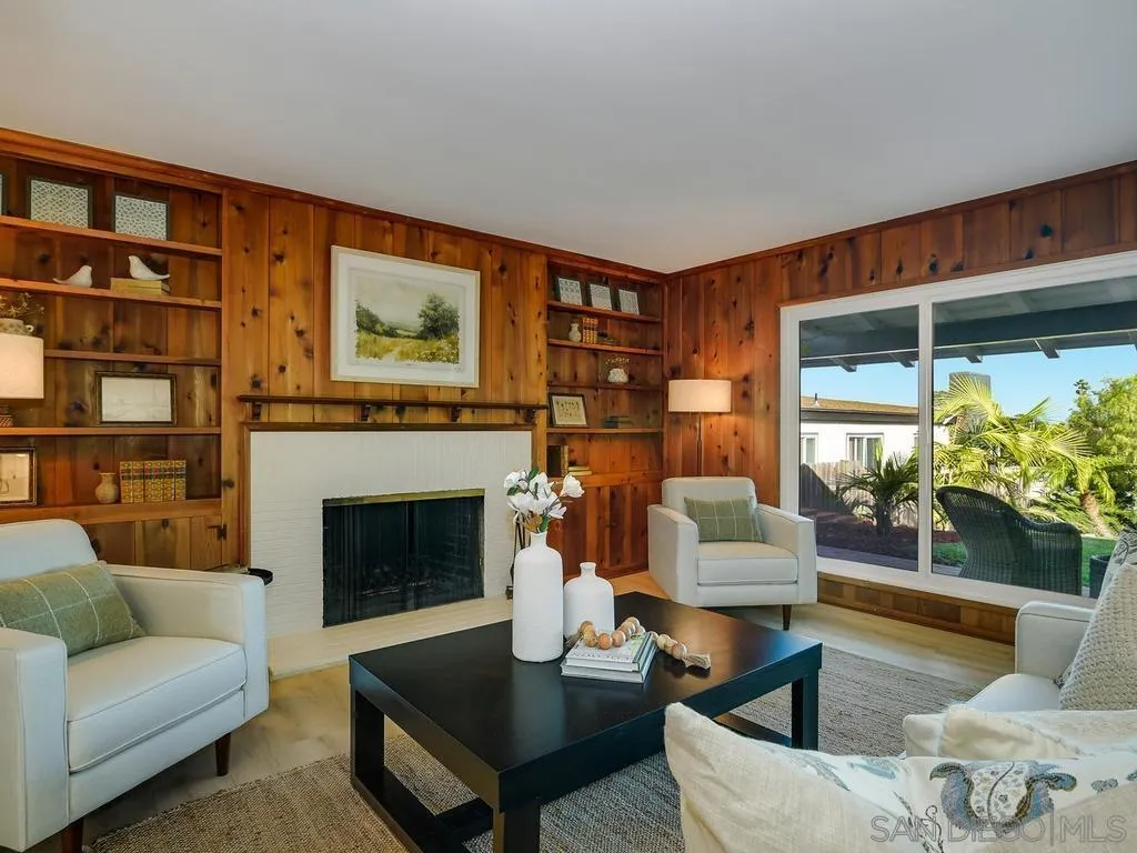 https://cdn.realtyfeed.com/cdn/127/260025175/2f56f6d9b2bb35ff426fc2334e5f6e8e.webp