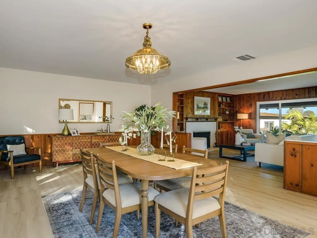 https://cdn.realtyfeed.com/cdn/127/260025175/9f7529499d7207b1e9a81526ee081ca9.webp