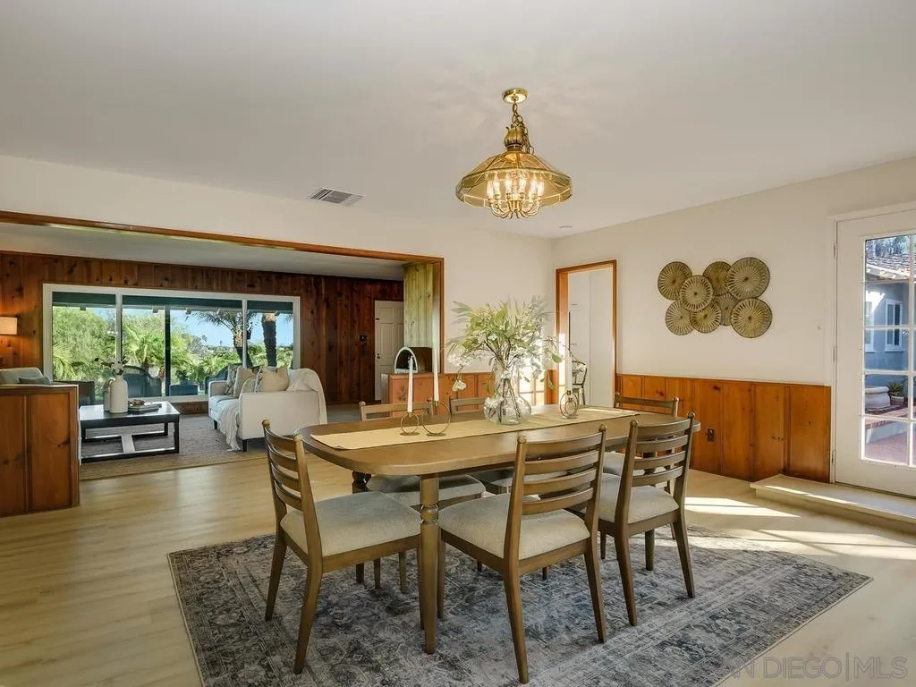 https://cdn.realtyfeed.com/cdn/127/260025175/e7f886911e2c33848feb9001e774764b.webp