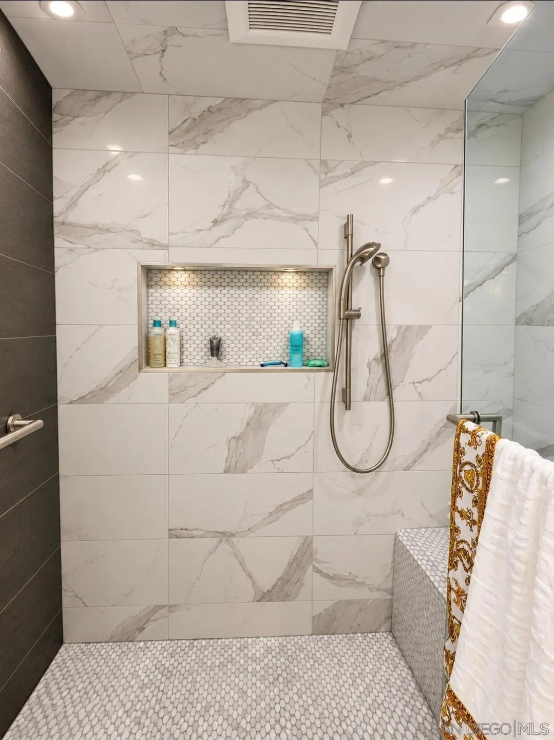 https://cdn.realtyfeed.com/cdn/127/260025177/0c0cf34d4b282ff8675e245b93fe8ee1.webp