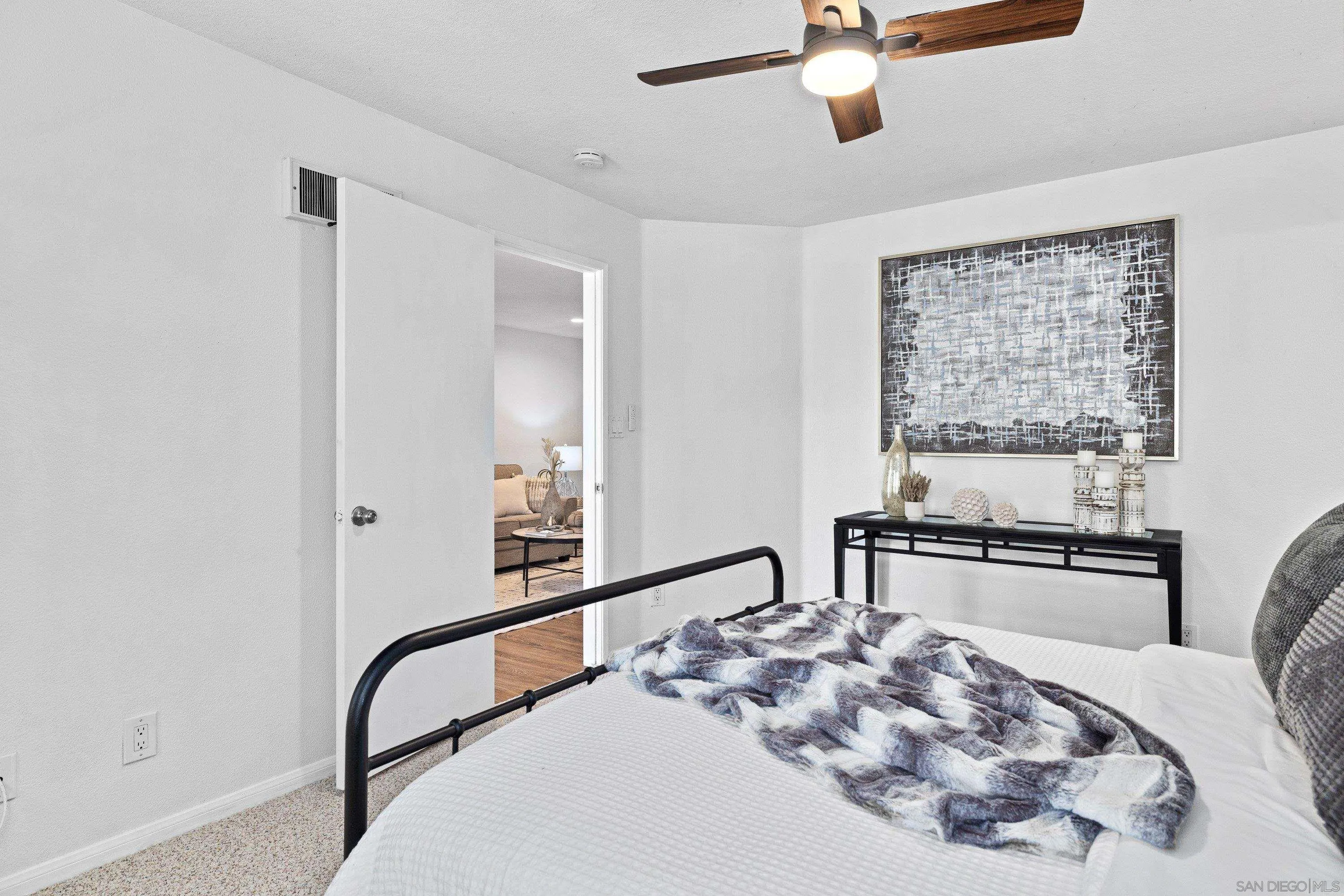 https://cdn.realtyfeed.com/cdn/127/260025194/41ff2558d9a01dcbde718eac847738c7.webp