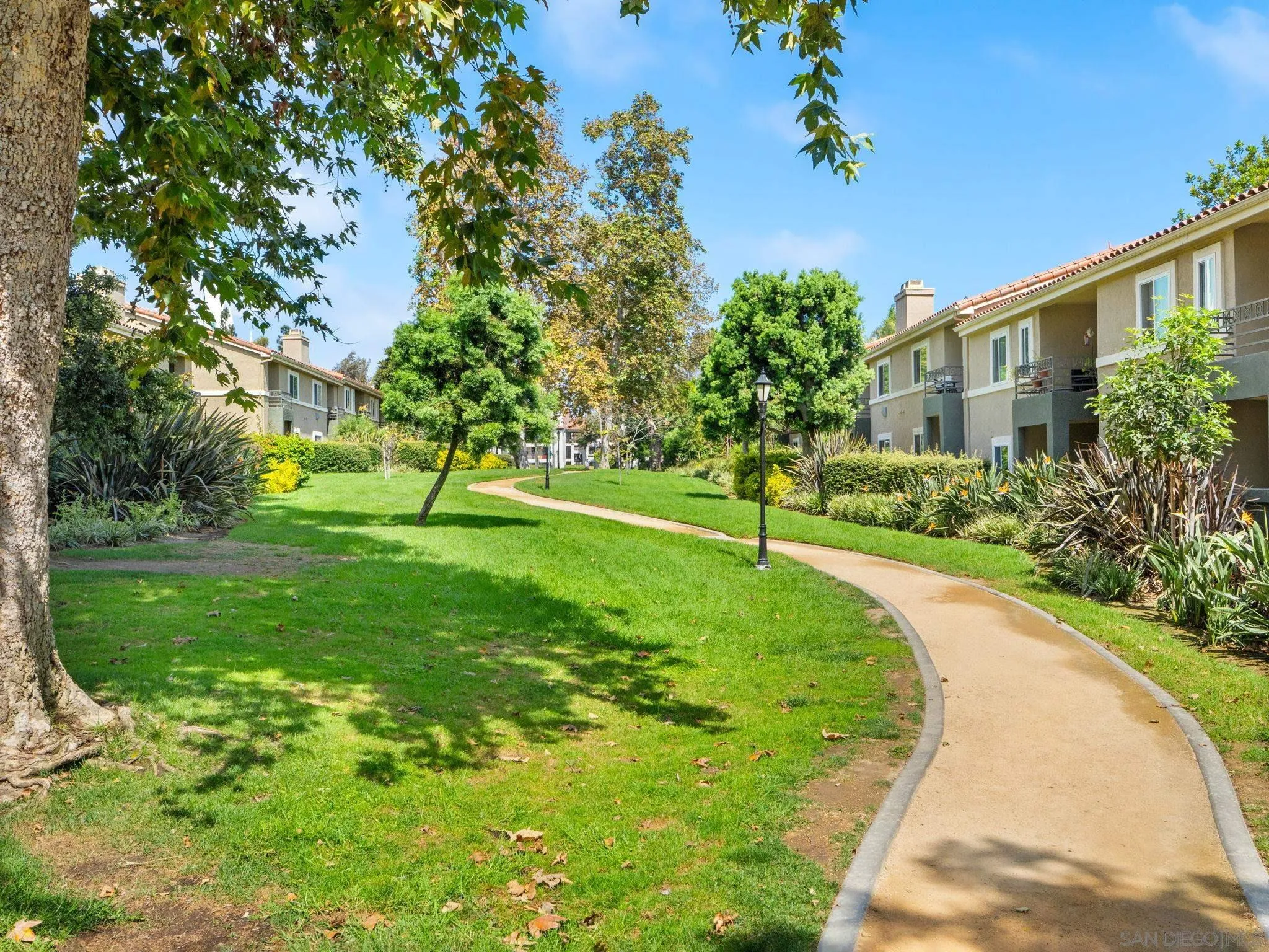 https://cdn.realtyfeed.com/cdn/127/260025194/976f95d8a60735eaa05c36a9911b5e55.webp