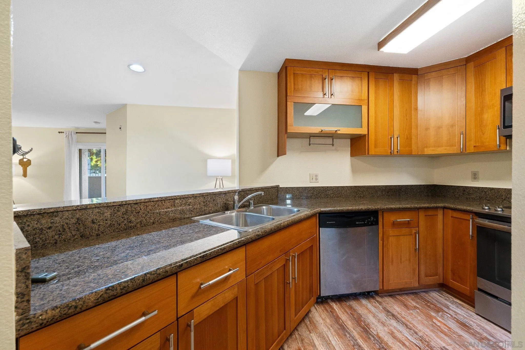 https://cdn.realtyfeed.com/cdn/127/260025196/44a53a8a8222923949751c83325557e7.webp