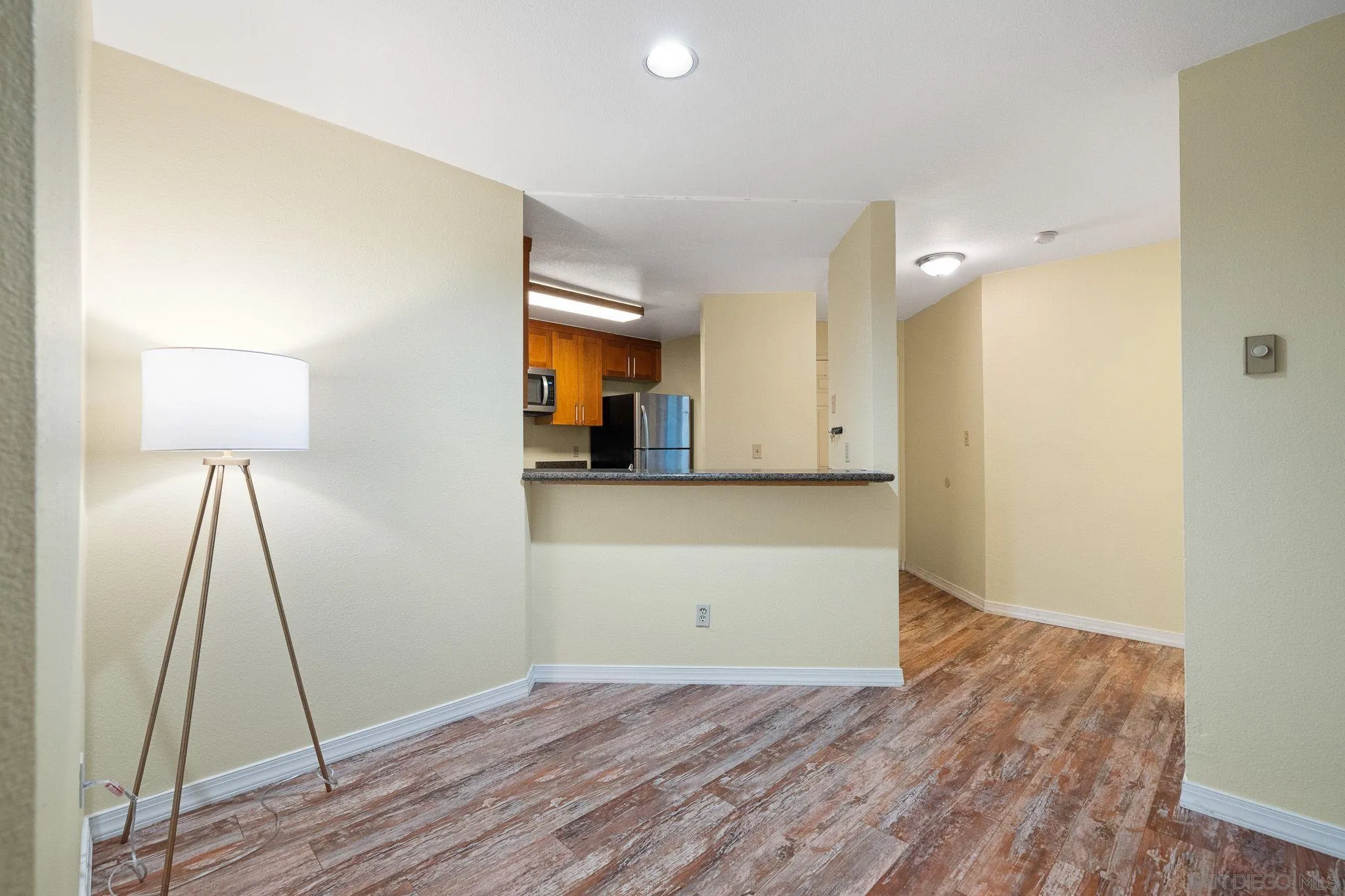 https://cdn.realtyfeed.com/cdn/127/260025196/455785ea0f3930f4d8f2e7c9634eb203.webp