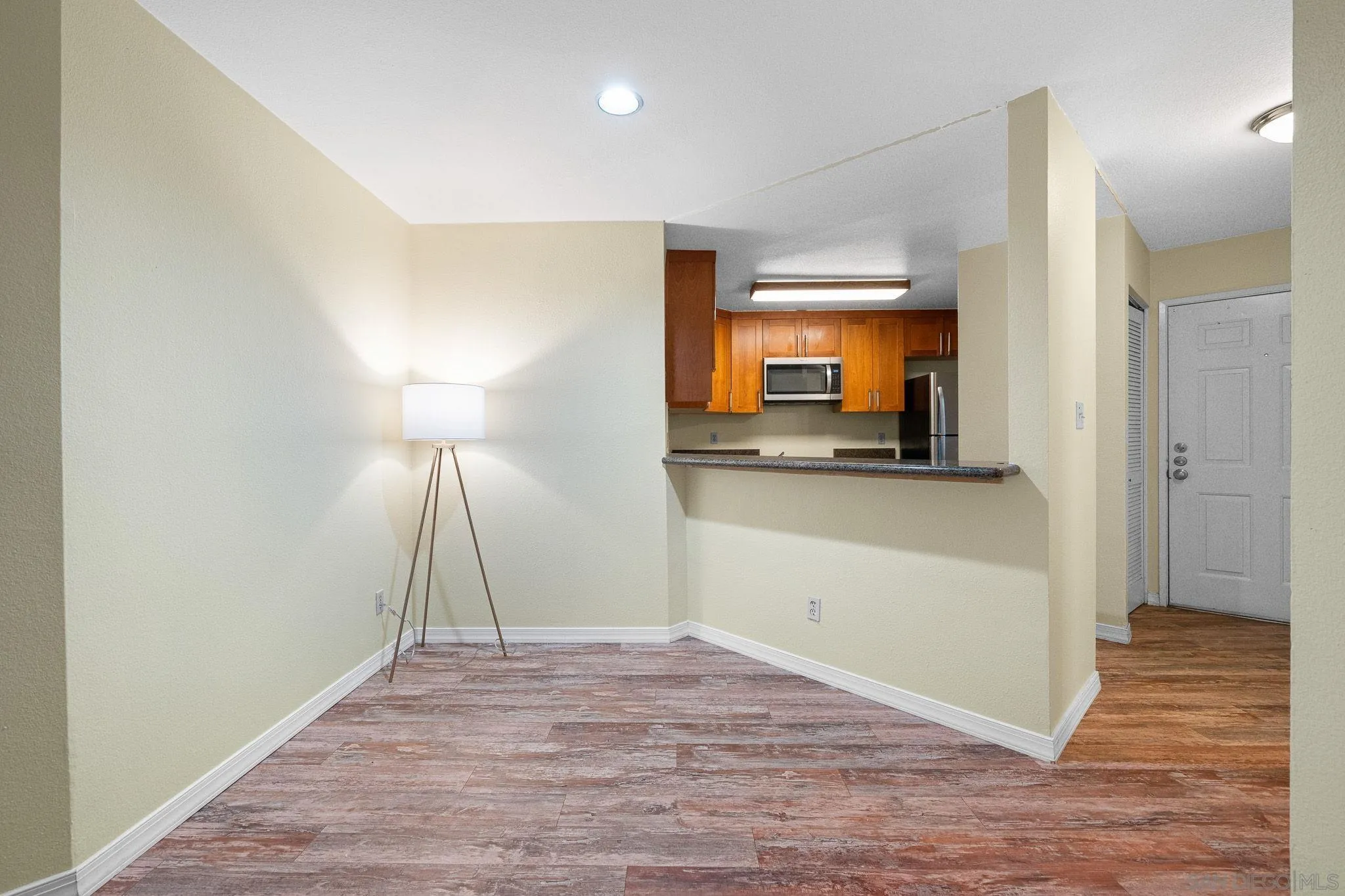 https://cdn.realtyfeed.com/cdn/127/260025196/e1ca0cf86e9c9324ec91125b6af0e3b6.webp